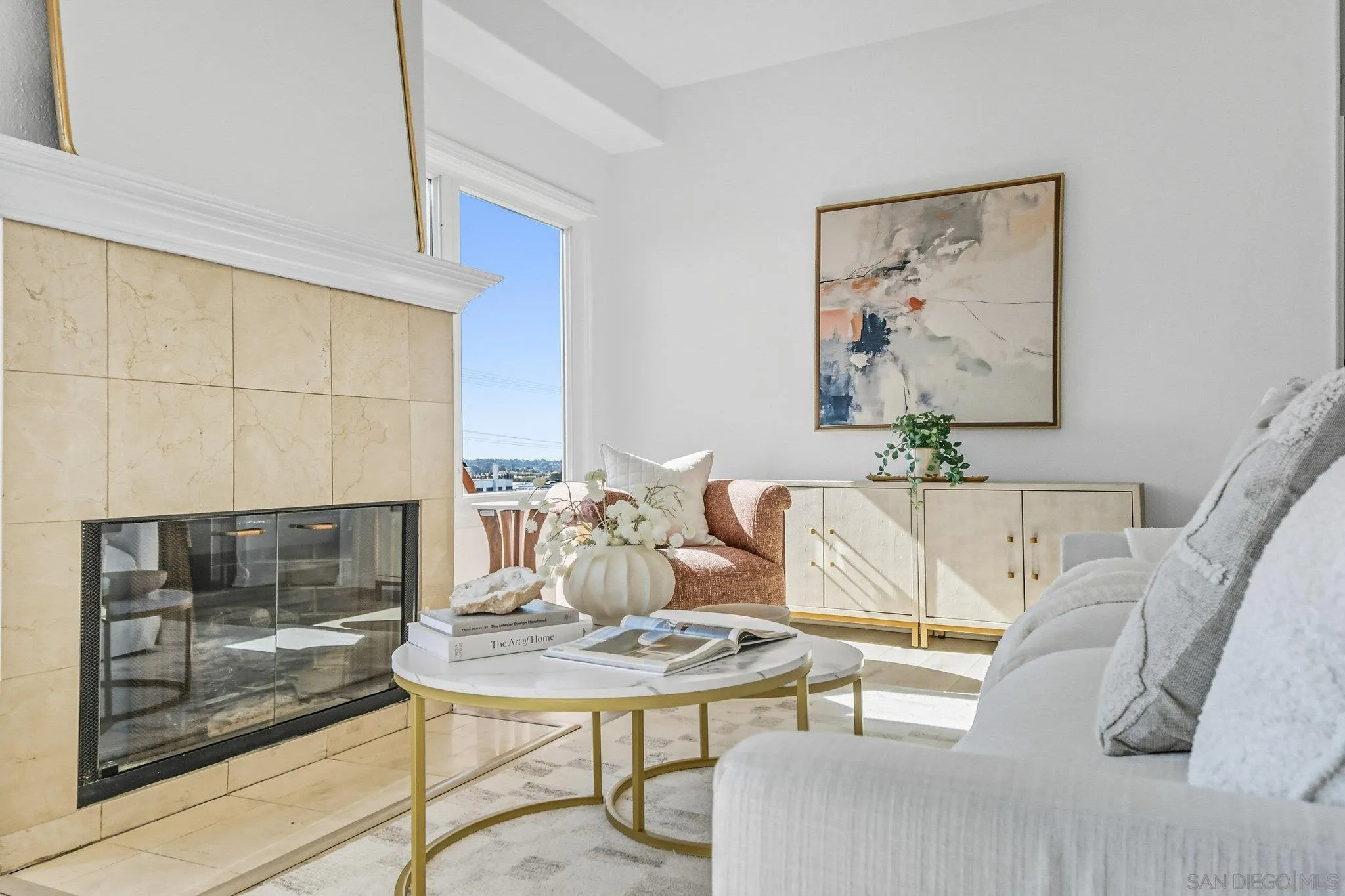 https://cdn.realtyfeed.com/cdn/127/250040700/ac0e4c2a8ec77aff9a41d211c8e6af33.webp