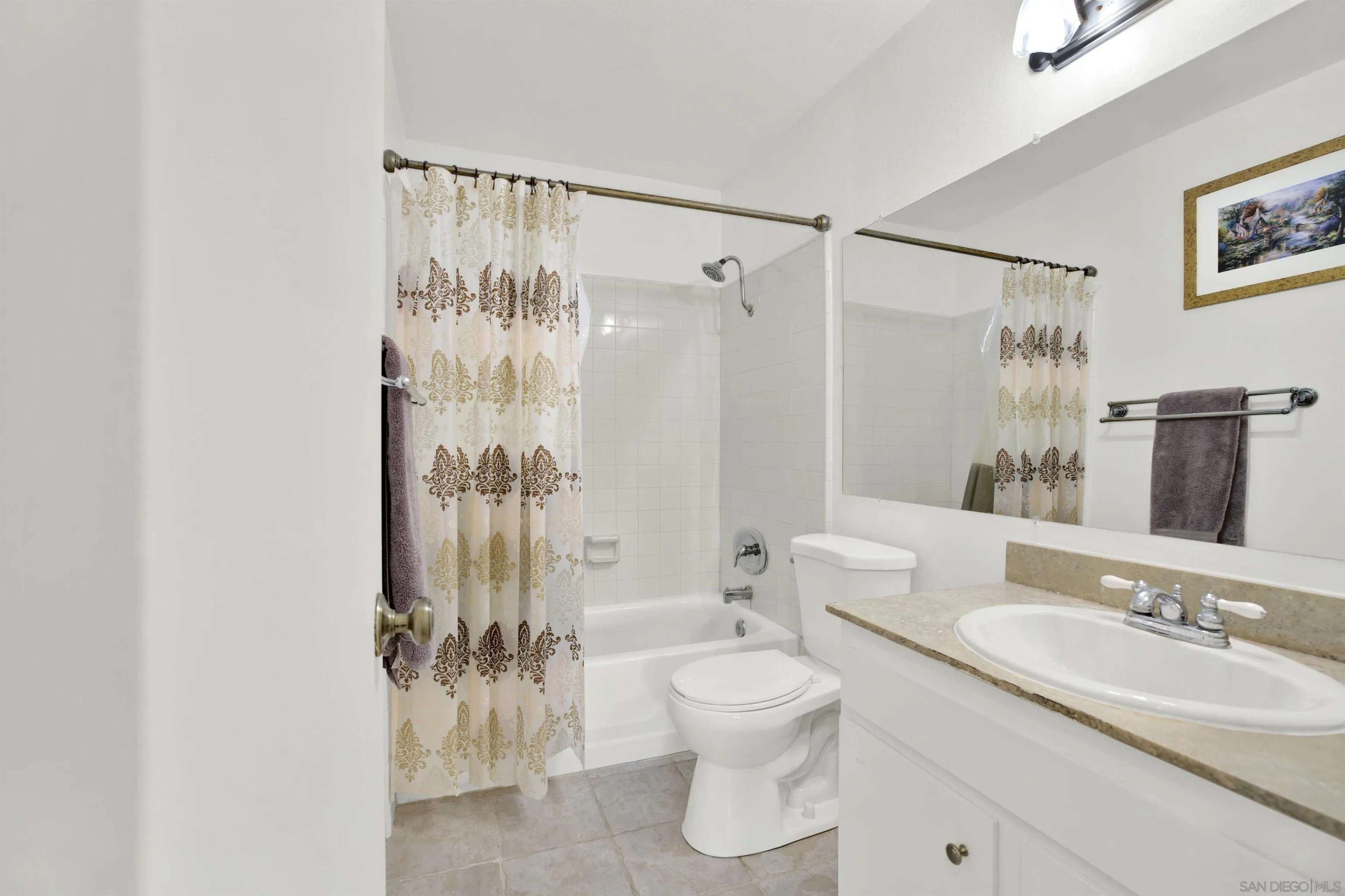 https://cdn.realtyfeed.com/cdn/127/250040702/e484fcc10cb797ff34178bf80c2b49f2.webp