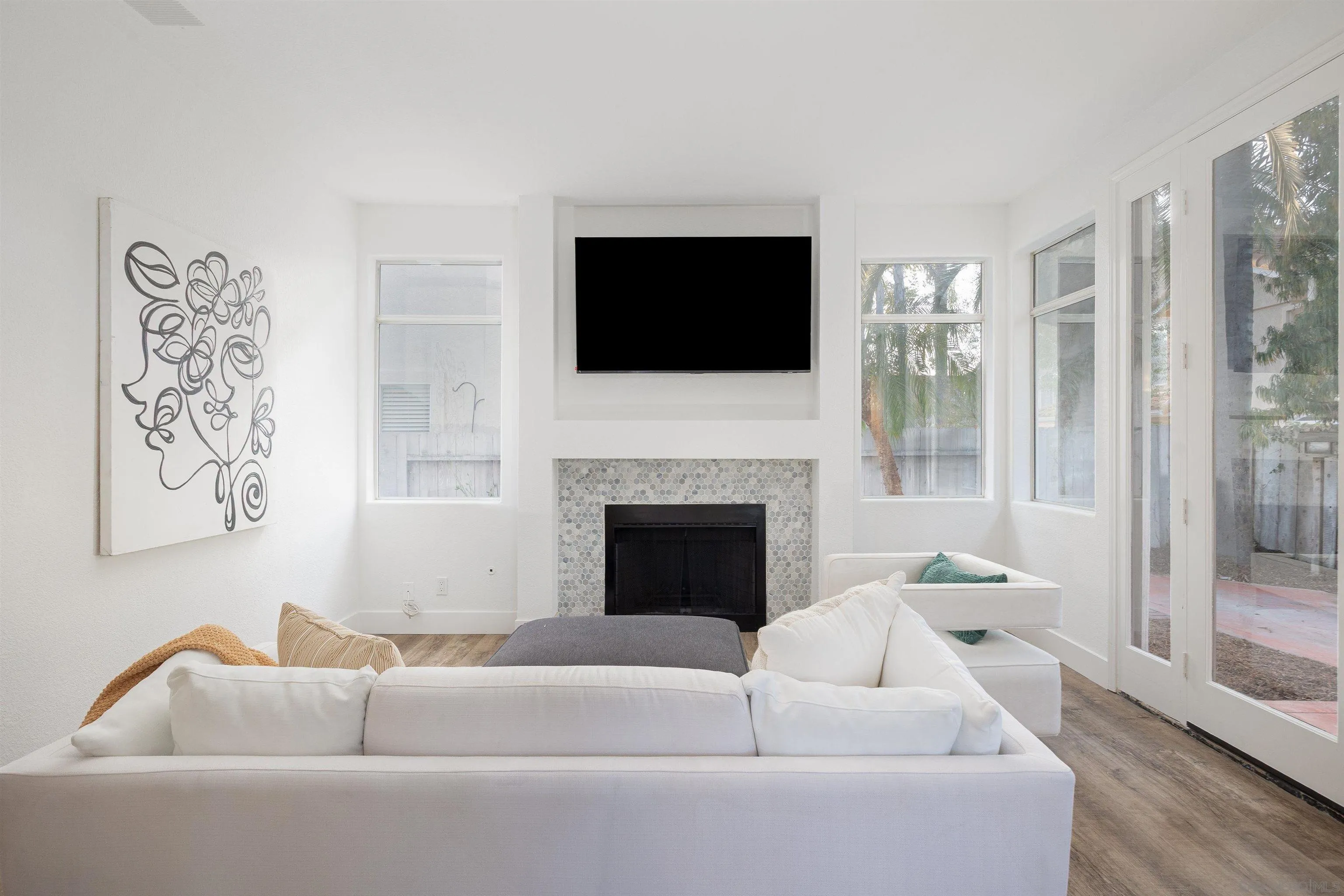 https://cdn.realtyfeed.com/cdn/127/250040703/3c9658c9101b9f6ac9860b412d4a91b4.webp
