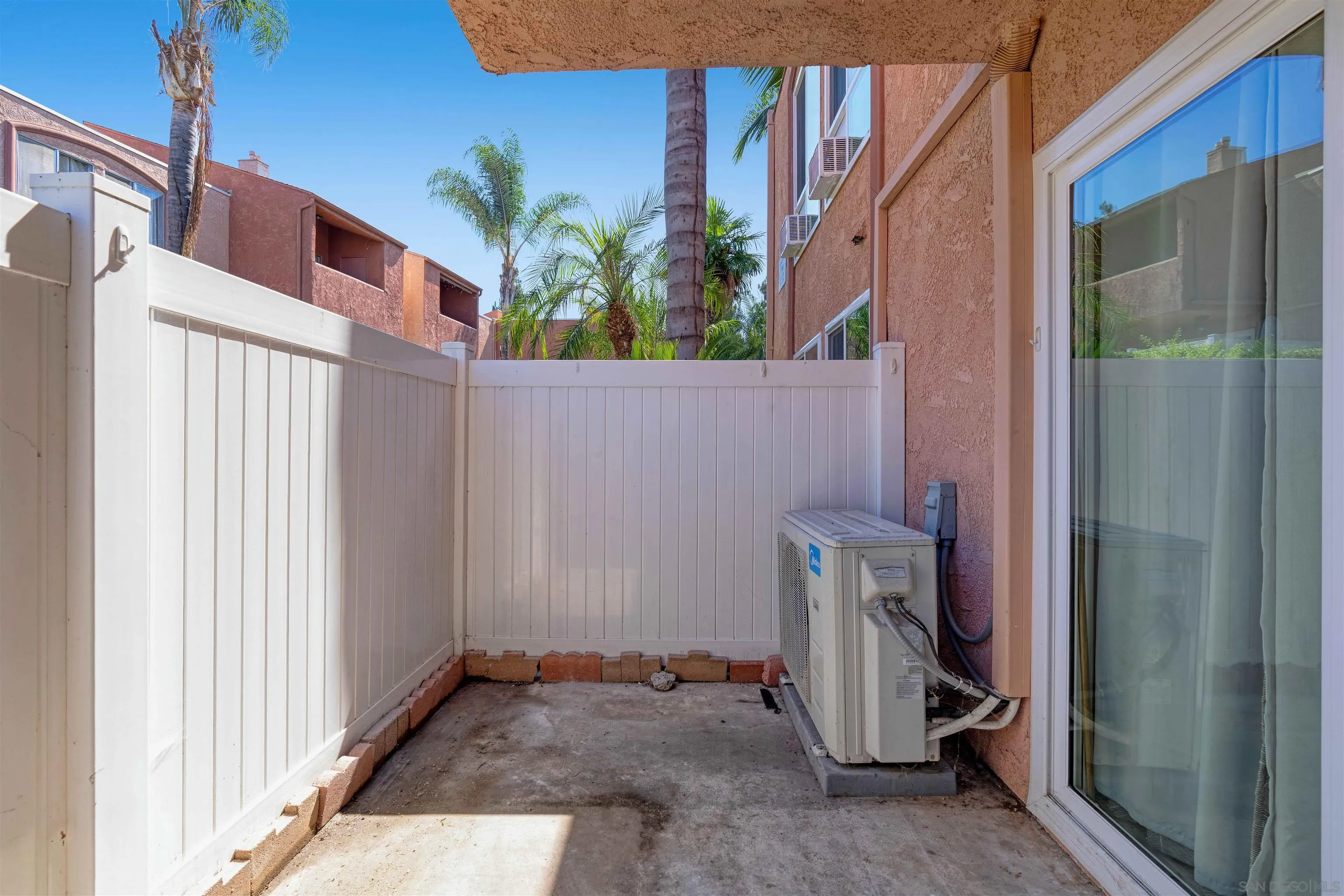 https://cdn.realtyfeed.com/cdn/127/250040708/33199e2150eeb2b6945c18c1d6c8950f.webp