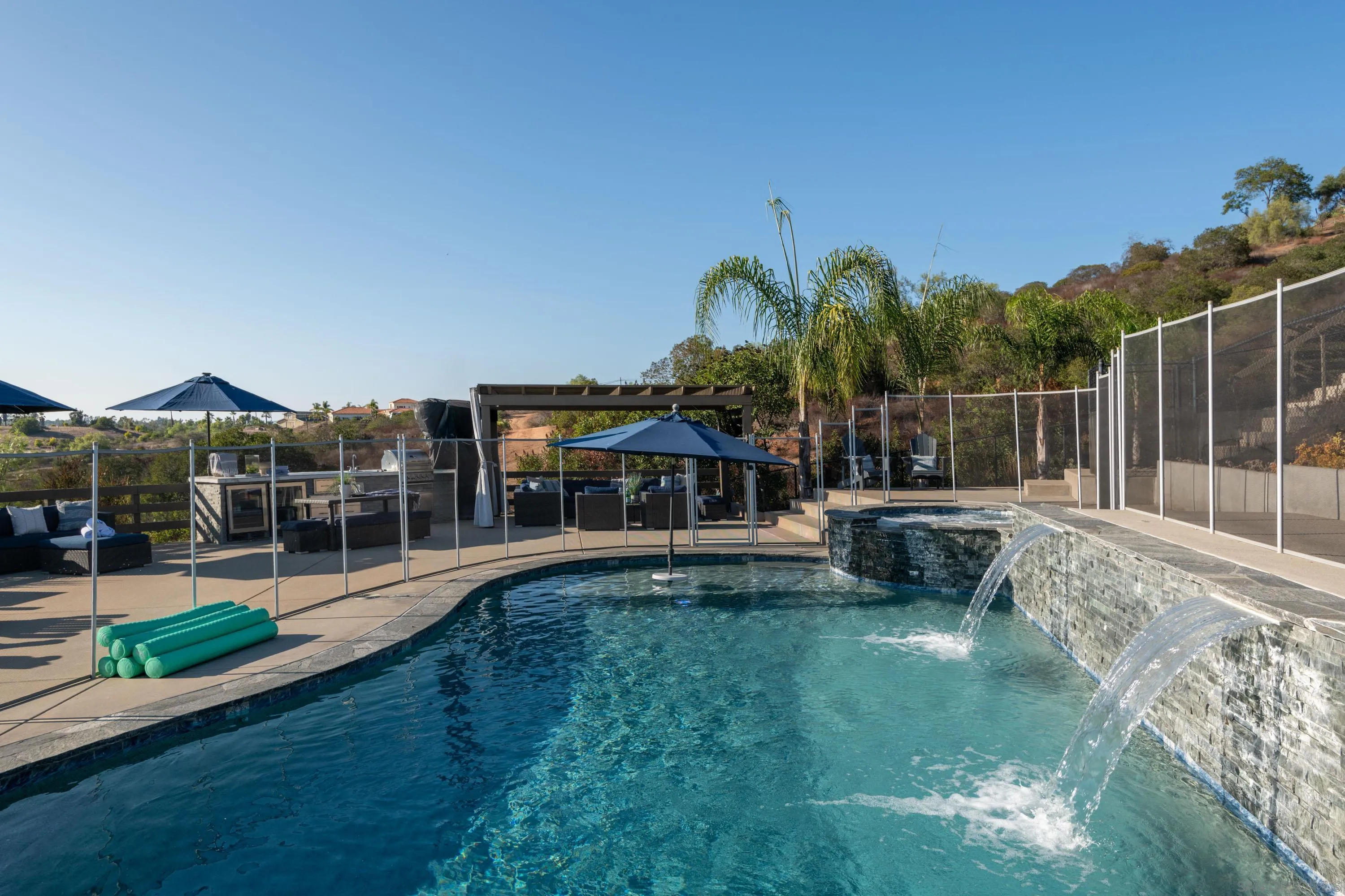 https://cdn.realtyfeed.com/cdn/127/250040709/741a0ac8a2f570539e4dbf452ae19e49.webp