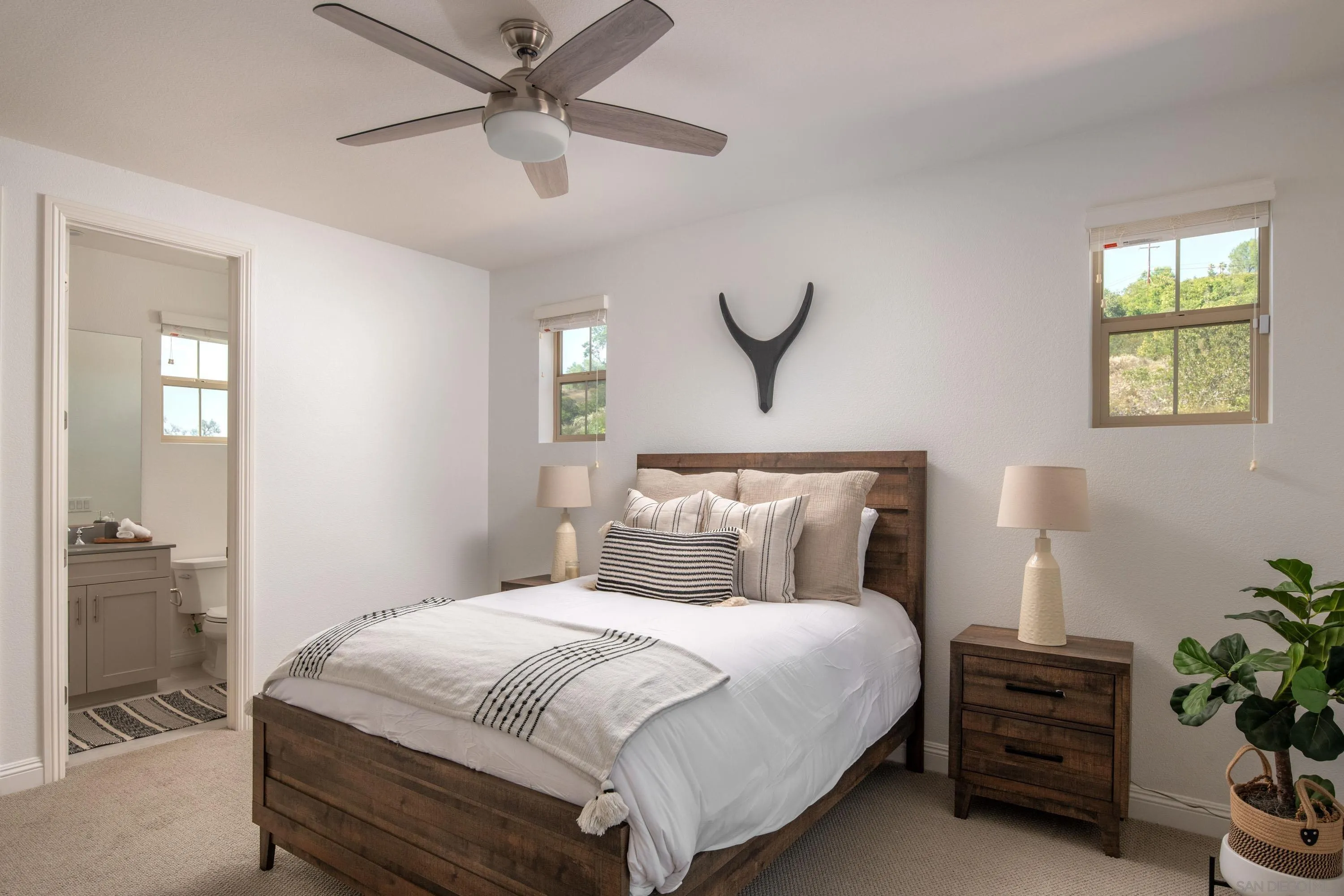 https://cdn.realtyfeed.com/cdn/127/250040709/f61de4ae56e0a6145dd37e575a77b92c.webp