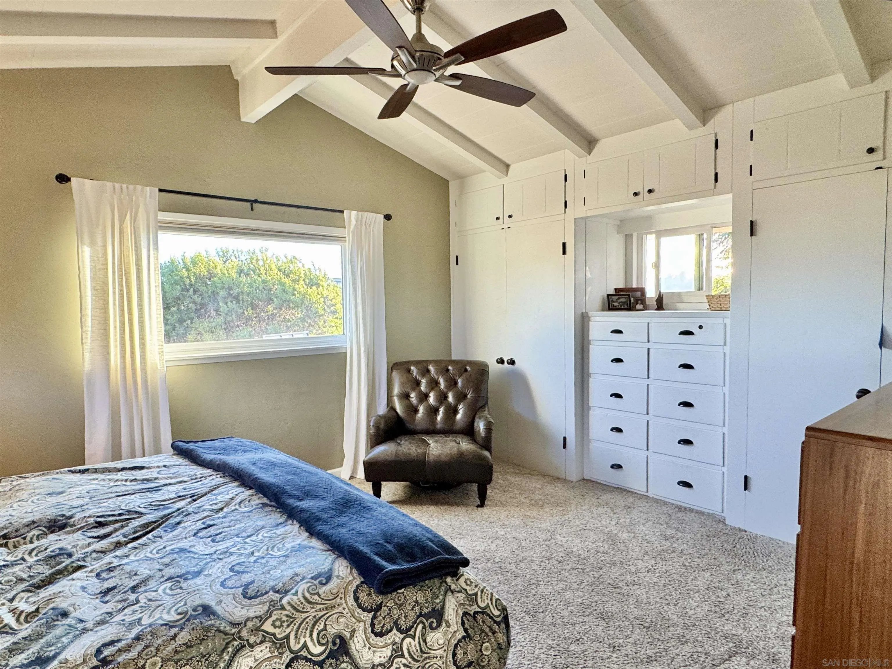 https://cdn.realtyfeed.com/cdn/127/250040713/6be04c7a7a53d777653f9c5ef95b6eca.webp