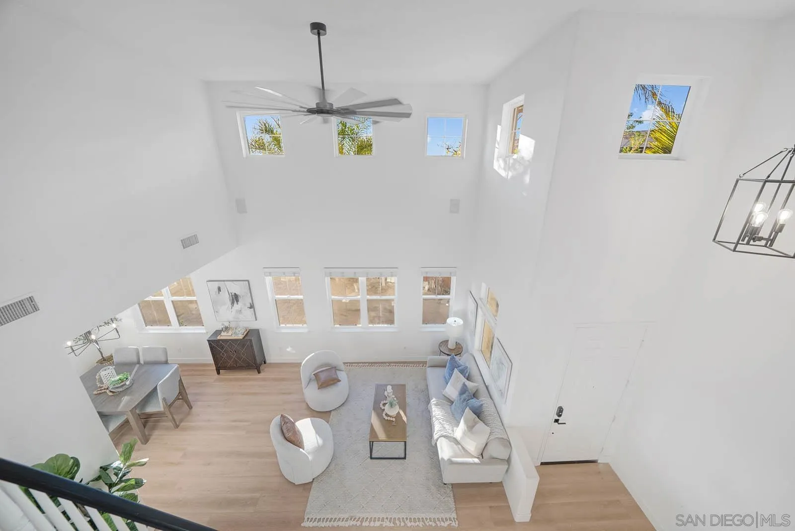 https://cdn.realtyfeed.com/cdn/127/250040716/18403b455caf438aca271b0e27ff3fd5.webp