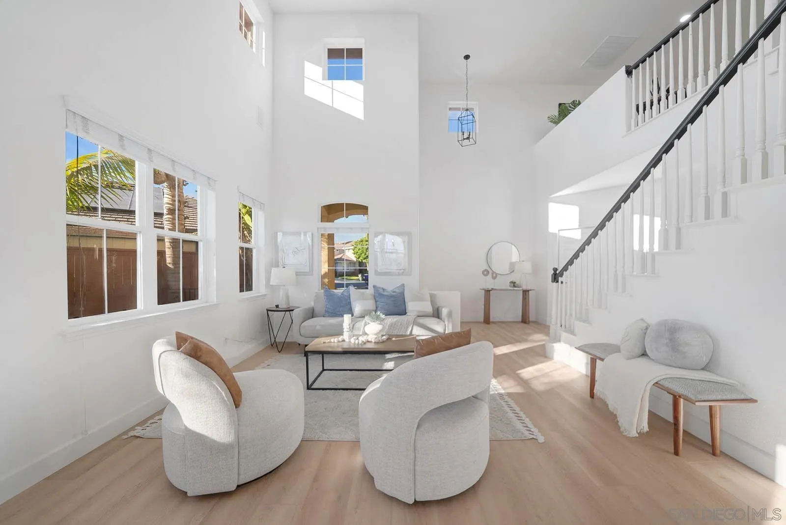 https://cdn.realtyfeed.com/cdn/127/250040716/a560765c3ca0919ca0ece84c98f5703b.webp