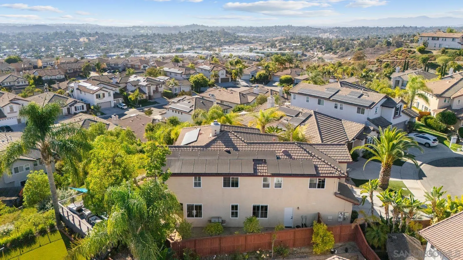 https://cdn.realtyfeed.com/cdn/127/250040716/ca4307f0ebf05dda7fb4faa27321fd04.webp