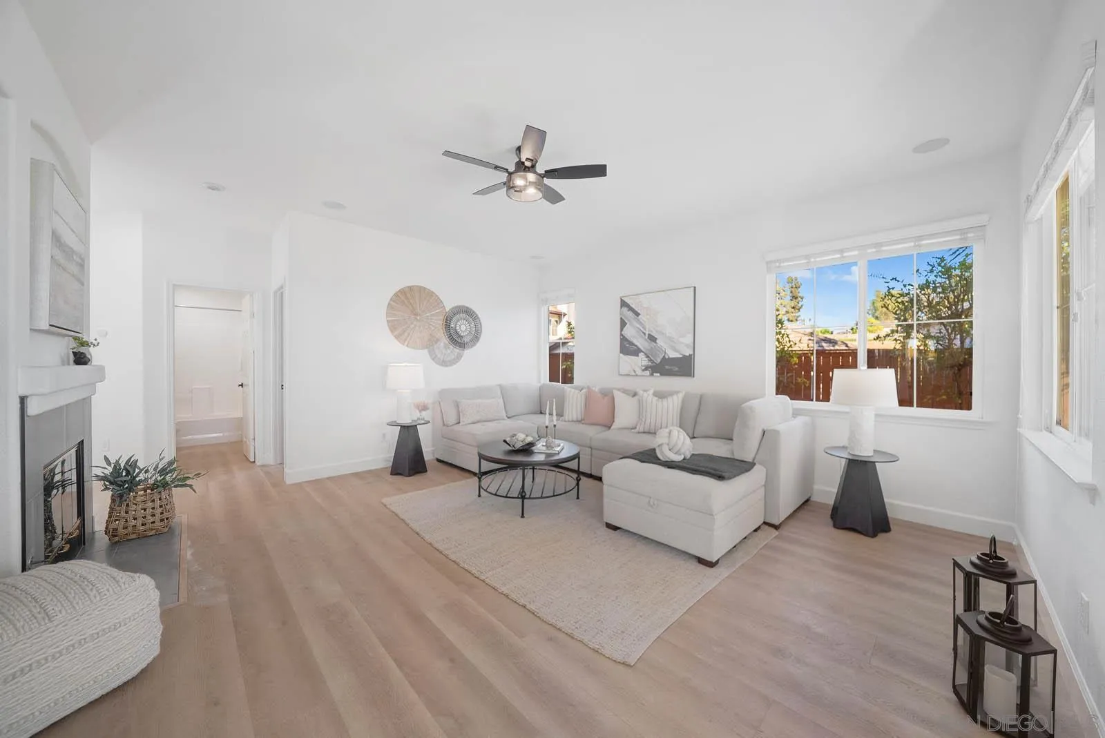 https://cdn.realtyfeed.com/cdn/127/250040716/e6abde9ea58fa007dbdc235763b27e5f.webp