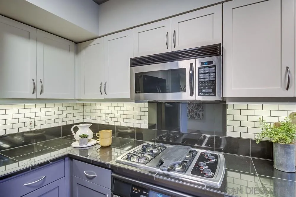 https://cdn.realtyfeed.com/cdn/127/250040717/bce38e2127fe59fa9f73f06f103bb90d.webp