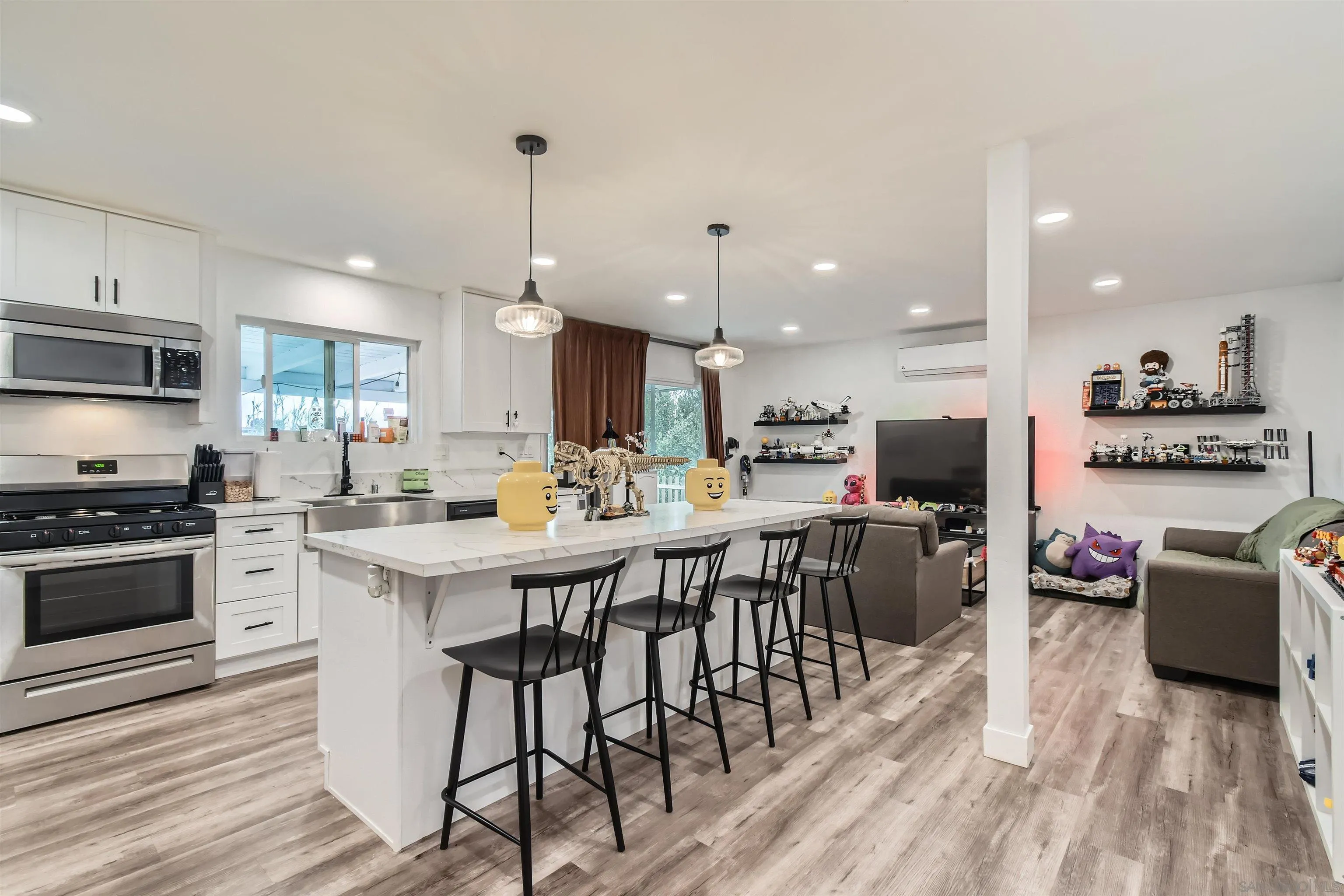 https://cdn.realtyfeed.com/cdn/127/250040728/c78b9fa4d9aee913eee36b8769461c8b.webp