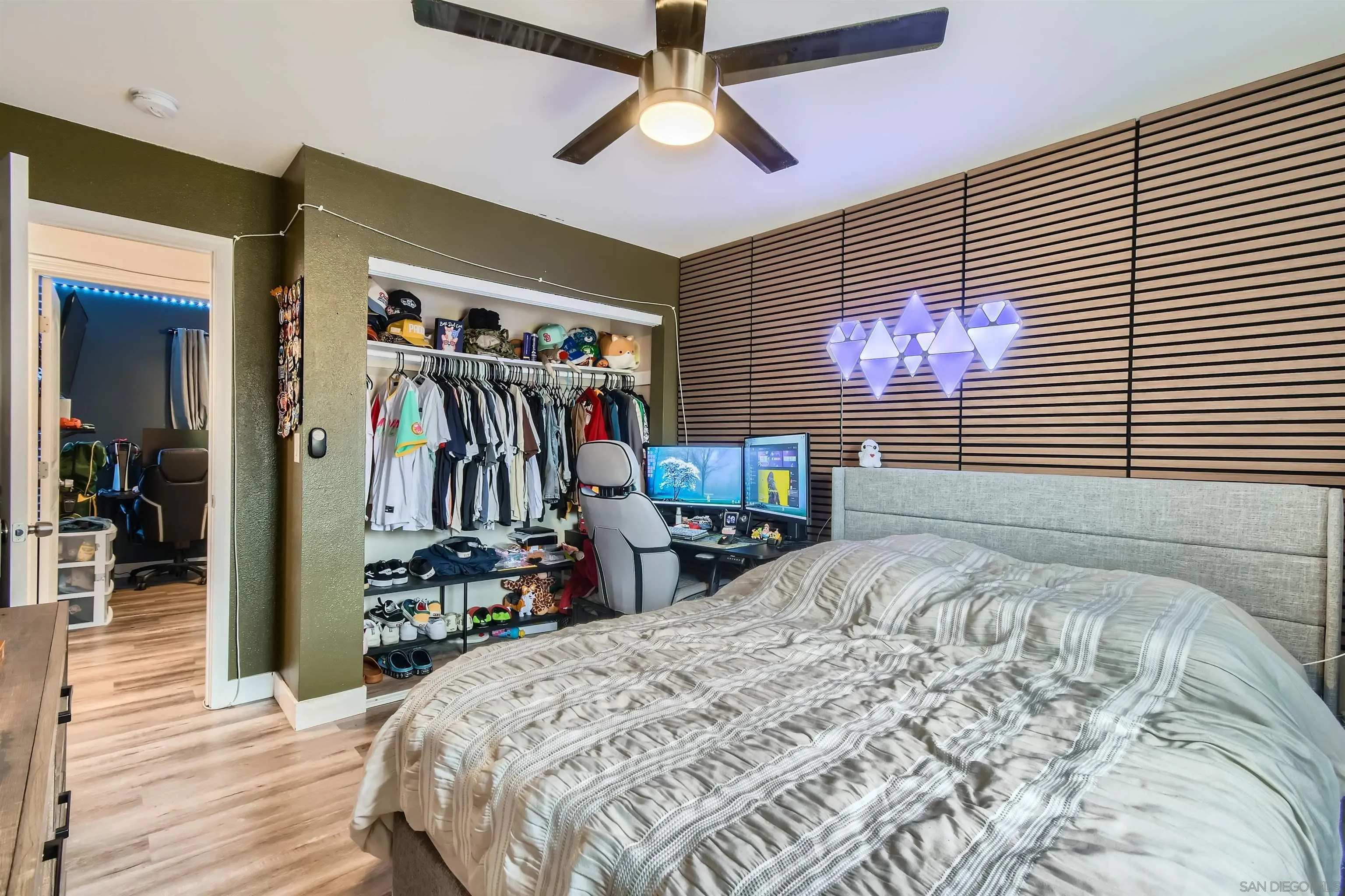 https://cdn.realtyfeed.com/cdn/127/250040728/dfcb9e52f1c659c31bf271d00b00fbff.webp