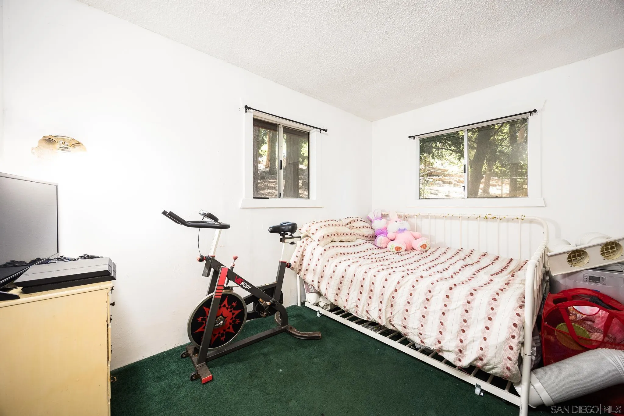 https://cdn.realtyfeed.com/cdn/127/250040729/a97676225664a0f06309c58f9a4ffa5f.webp