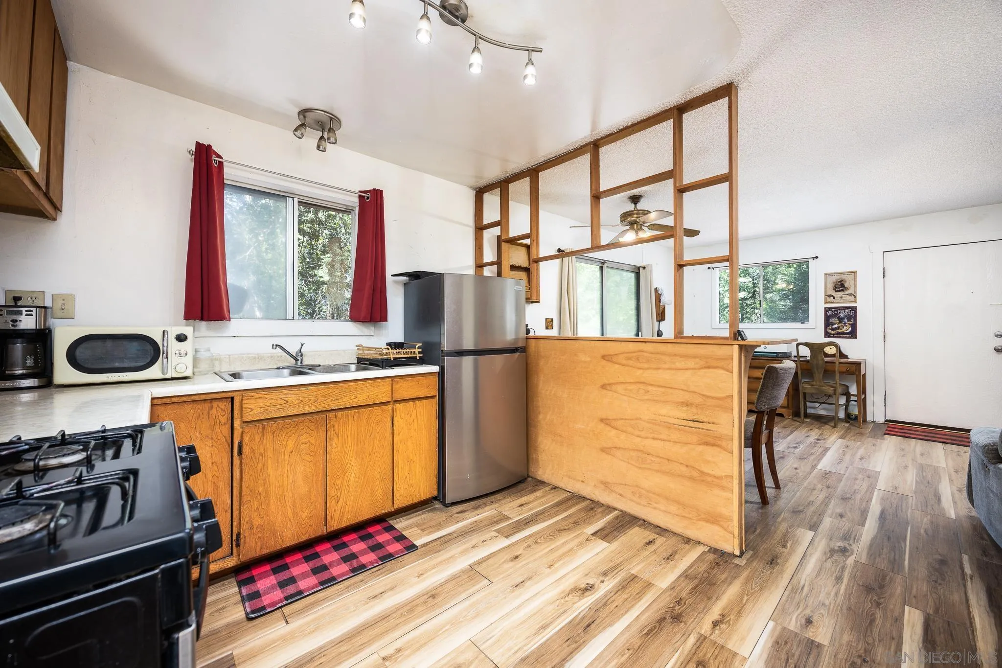 https://cdn.realtyfeed.com/cdn/127/250040729/d9f94a229c53a62f7ec3ae58f12a57be.webp