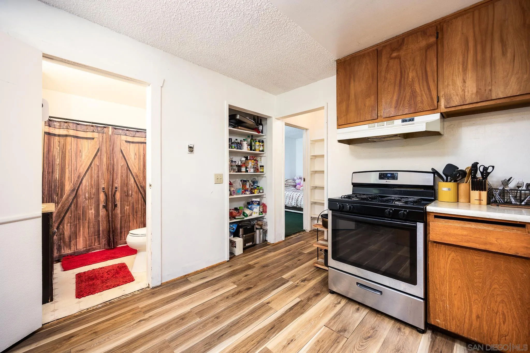 https://cdn.realtyfeed.com/cdn/127/250040729/e4cedece2b3c33b55850bc026c97a5d4.webp