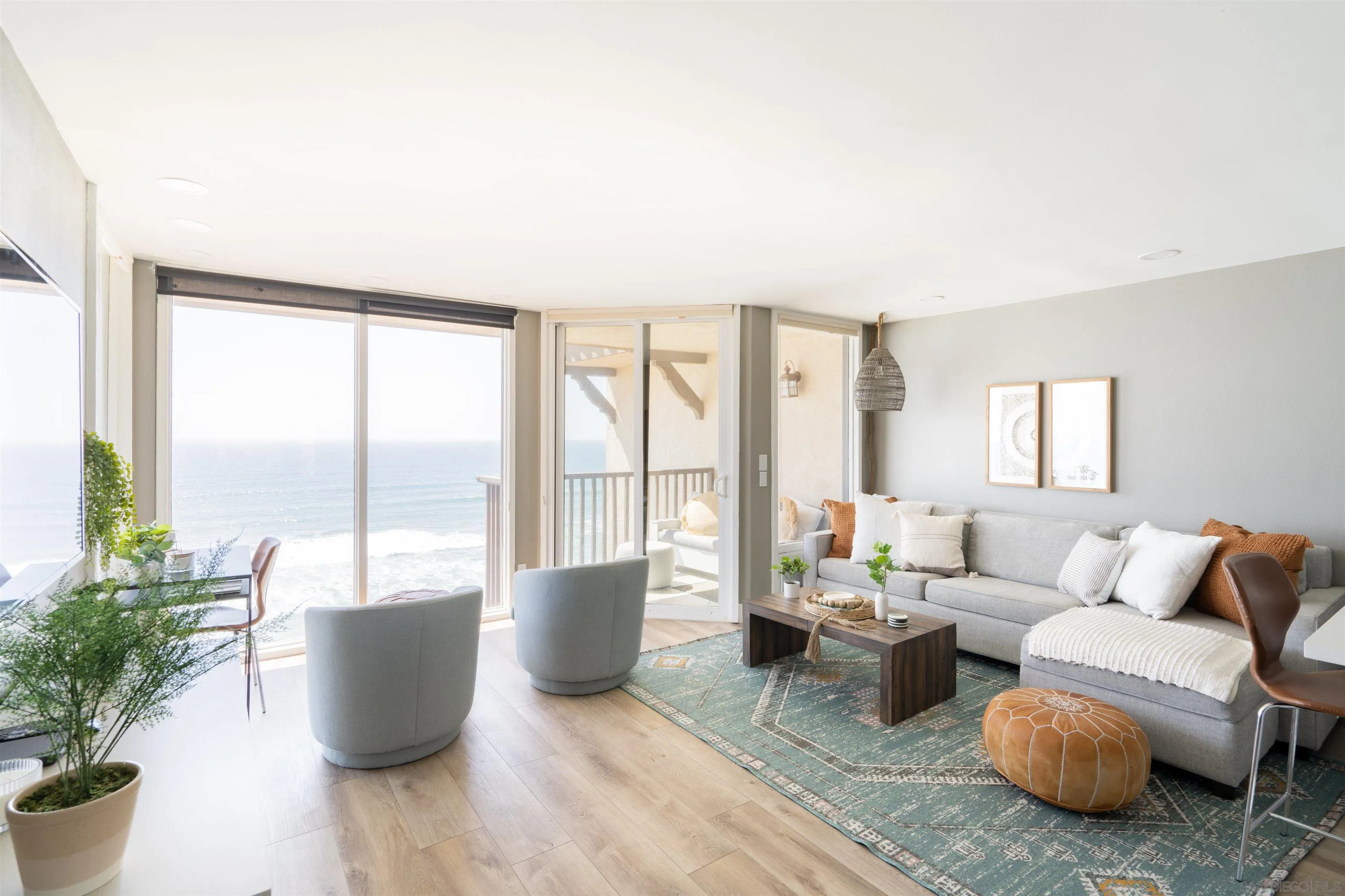 https://cdn.realtyfeed.com/cdn/127/250040732/caa993bcd21647a7d18bb0a1e6053b1e.webp