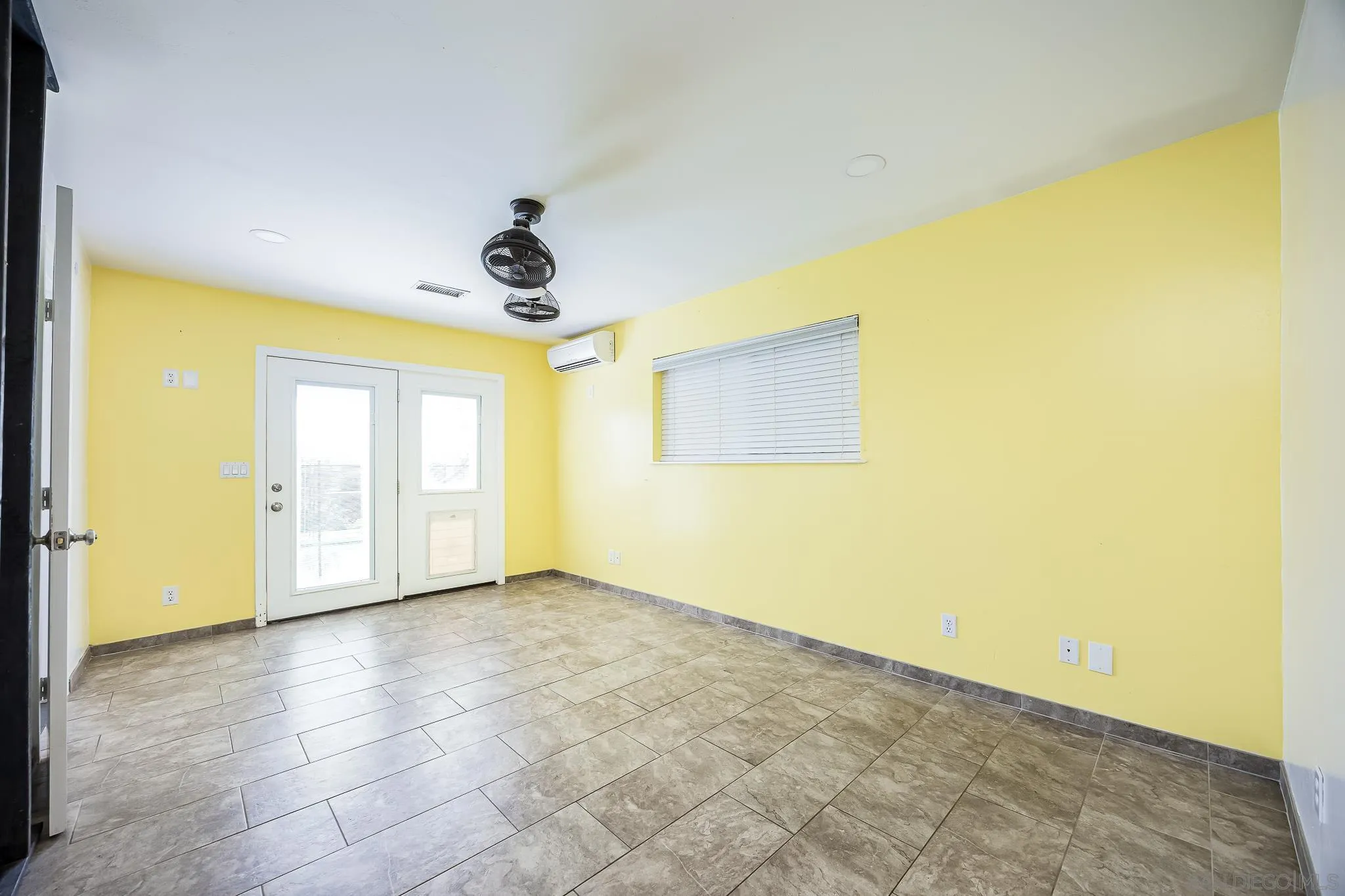 https://cdn.realtyfeed.com/cdn/127/250040734/f46f0296ac1e95e51951c7c8f9dd0836.webp