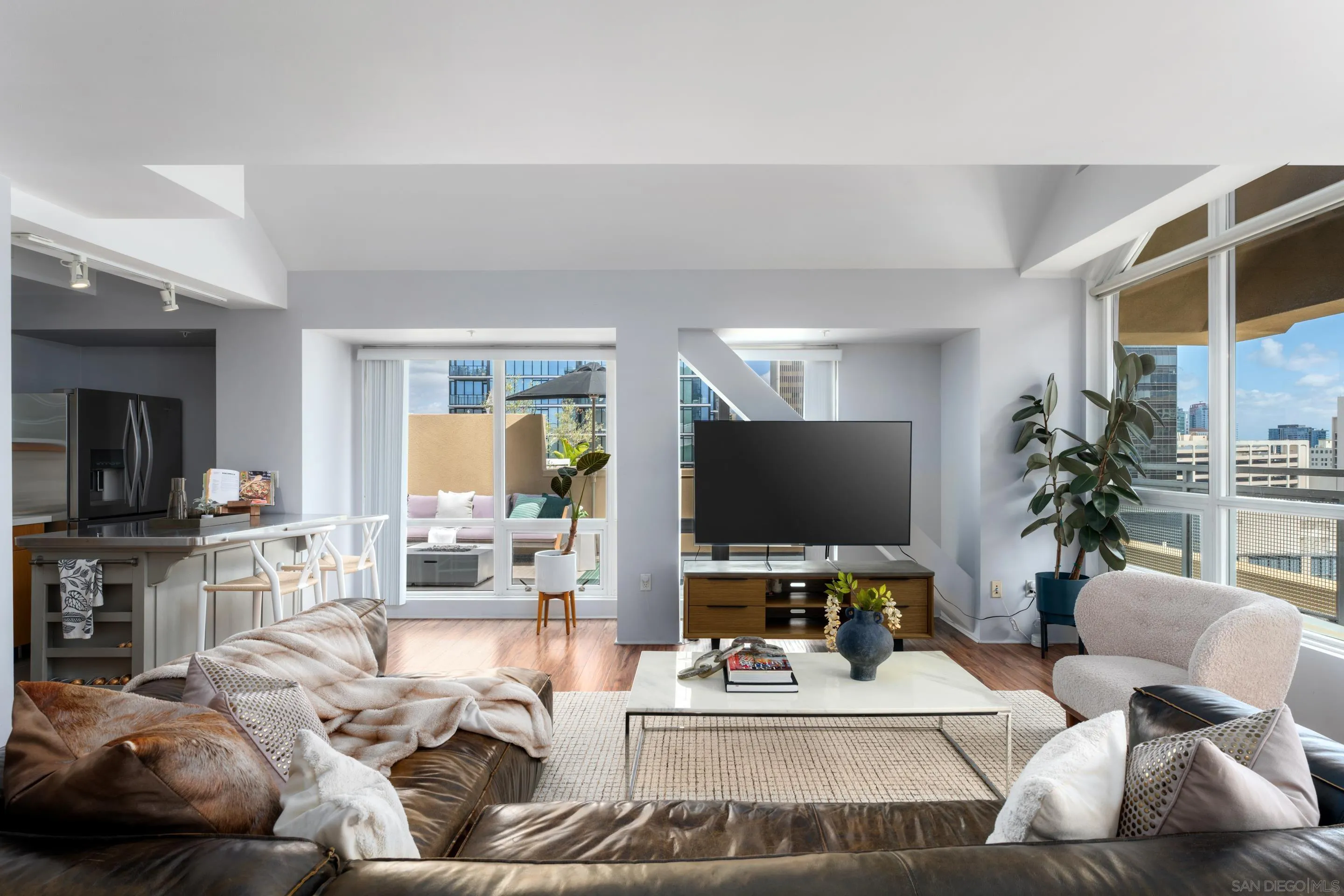 https://cdn.realtyfeed.com/cdn/127/250040738/4d785fc9f8f16daa4edb1a258a4ed8e7.webp