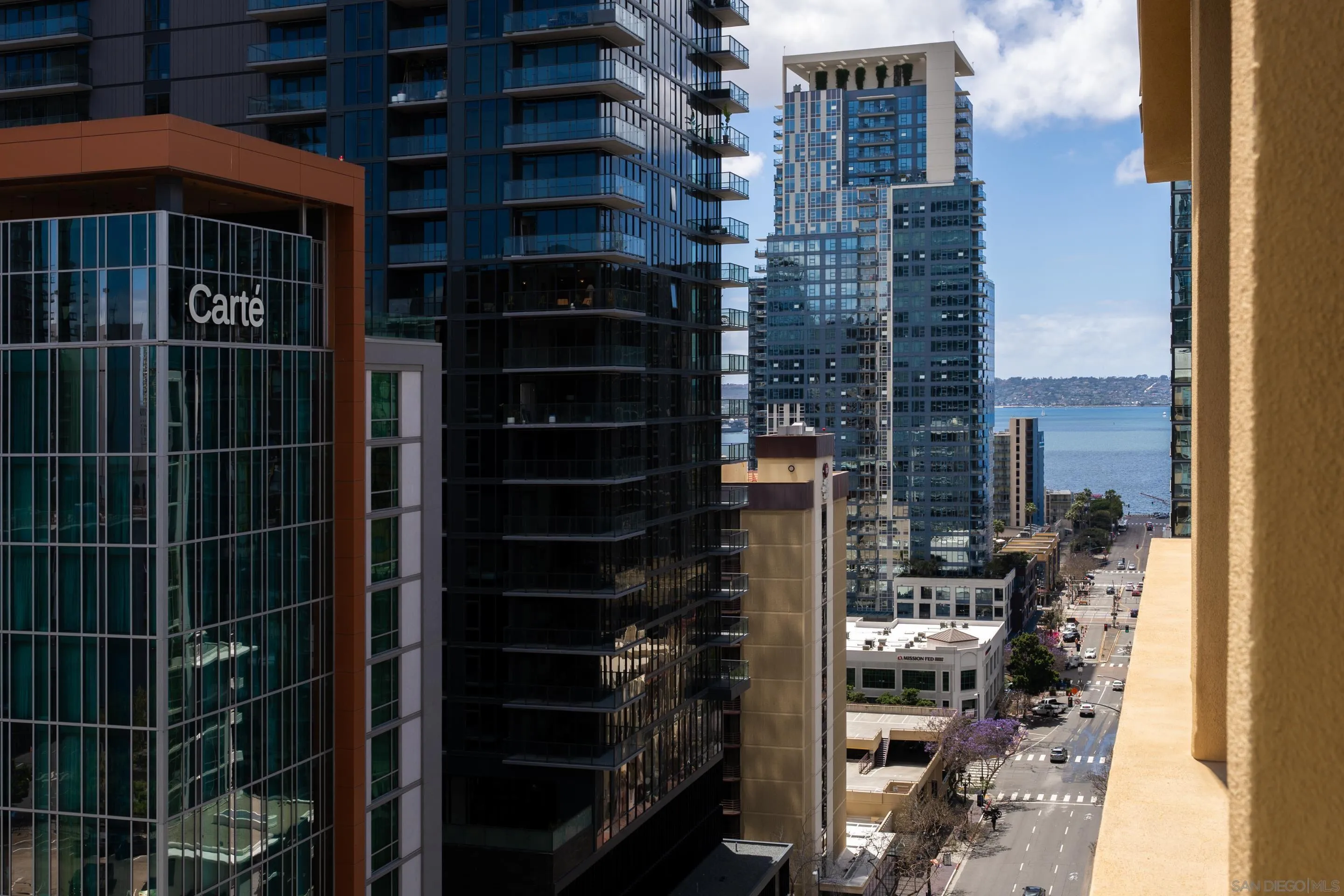 https://cdn.realtyfeed.com/cdn/127/250040738/b95f95773ca4a7dd7b9f4791d3450635.webp