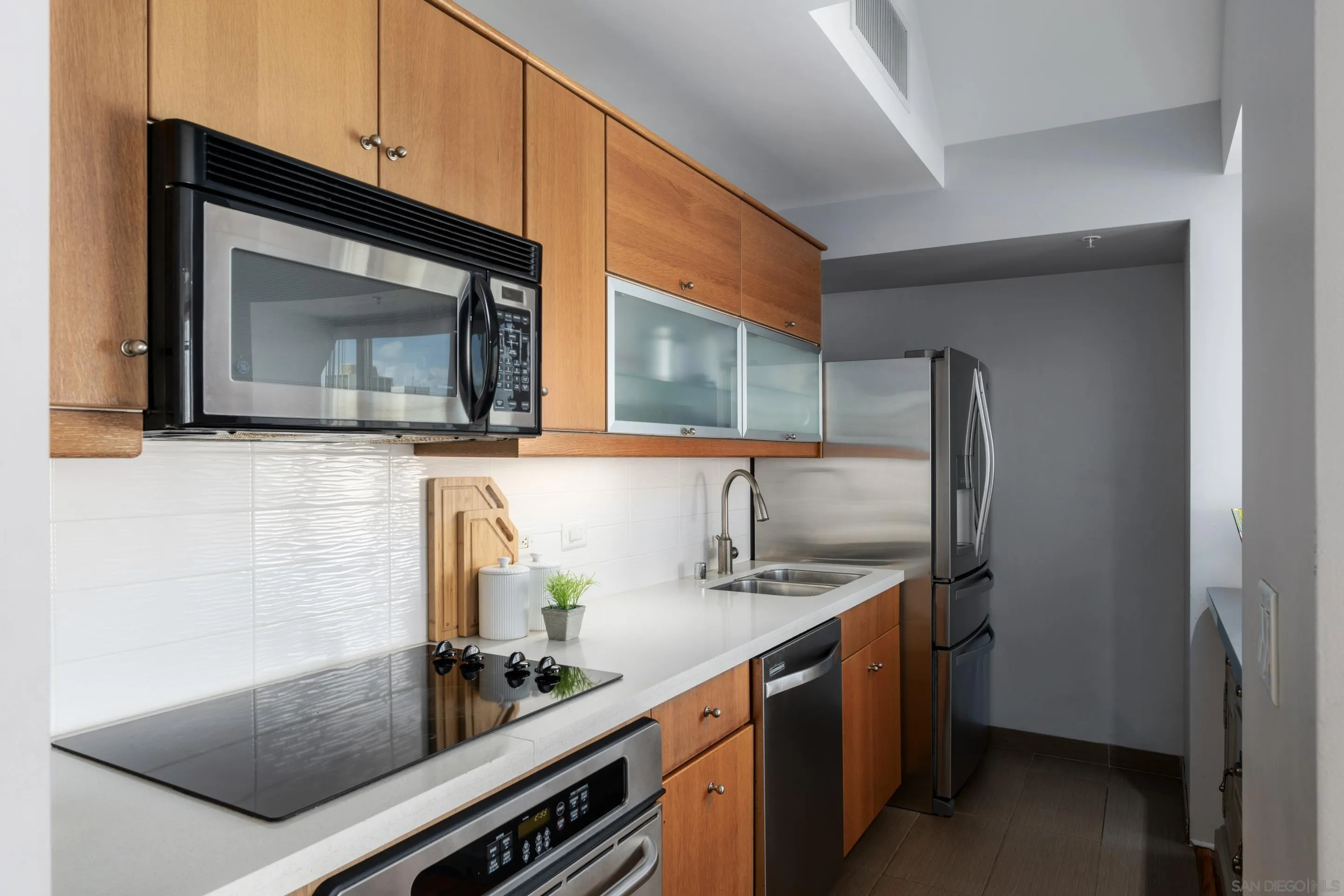 https://cdn.realtyfeed.com/cdn/127/250040738/bdc6271b212c52f099e7ec4c9e55904e.webp