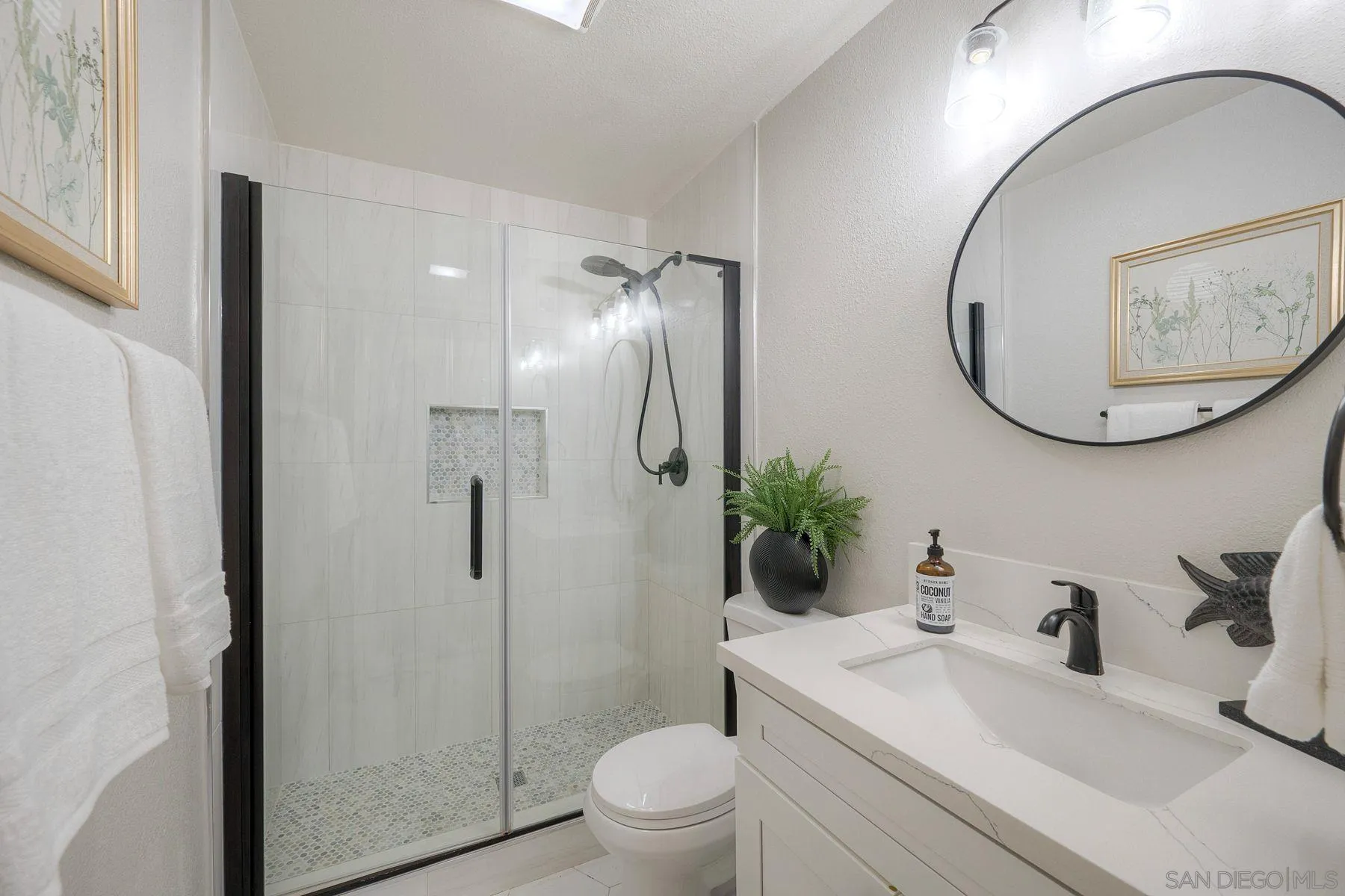 https://cdn.realtyfeed.com/cdn/127/250040746/498e74813e2547572e4799bffe7b5396.webp