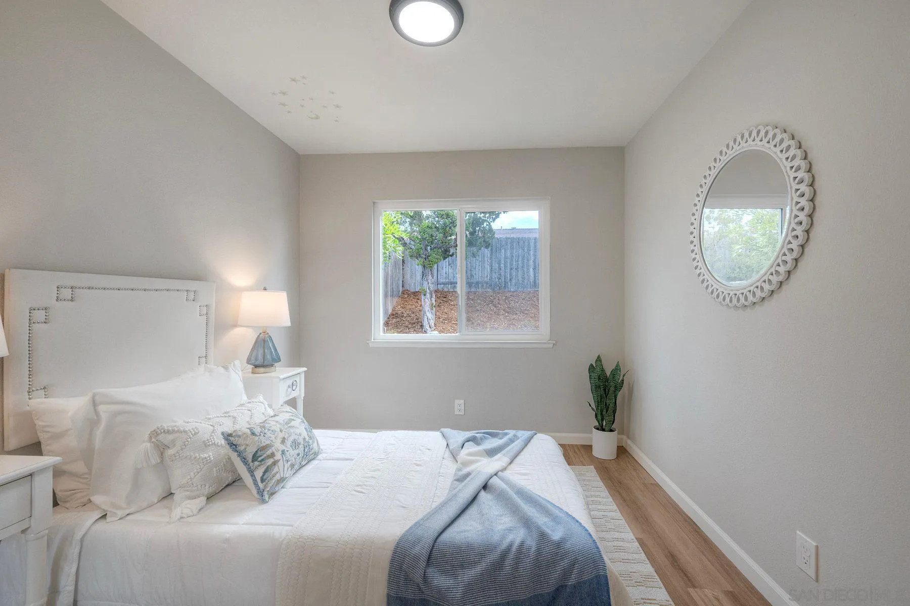 https://cdn.realtyfeed.com/cdn/127/250040746/7bbc34d76d66dd1c560a82bef04de858.webp