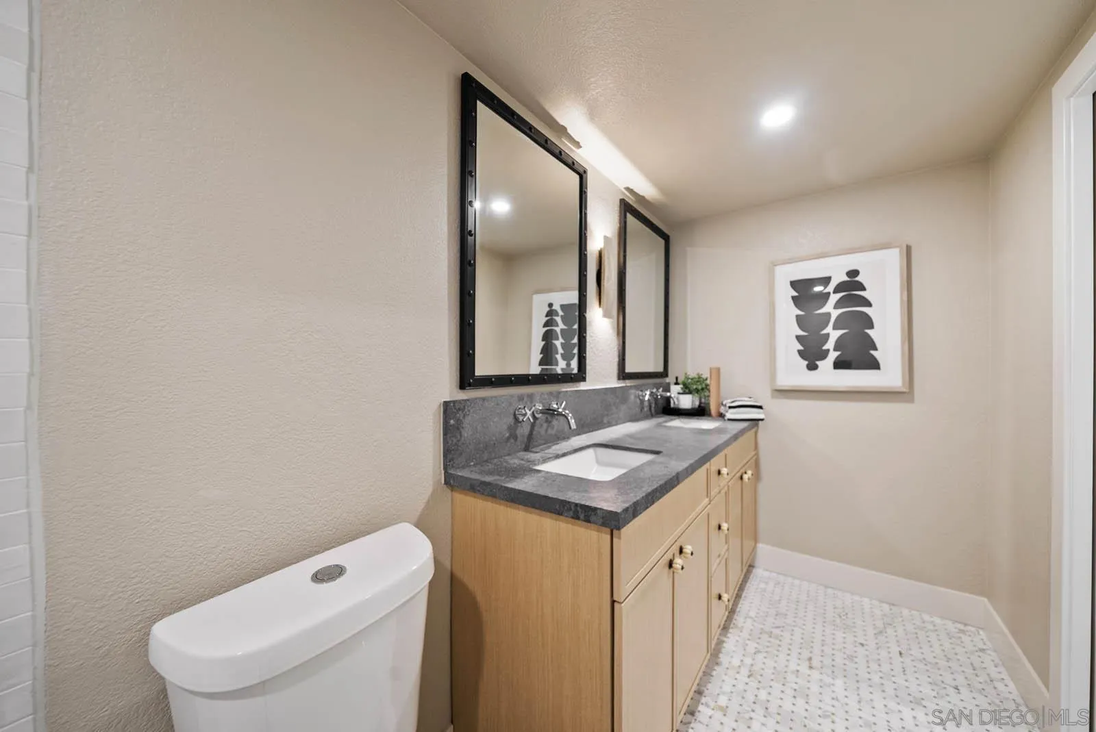 https://cdn.realtyfeed.com/cdn/127/250040747/778c74208f53d6c89dde69bcf3183ddf.webp