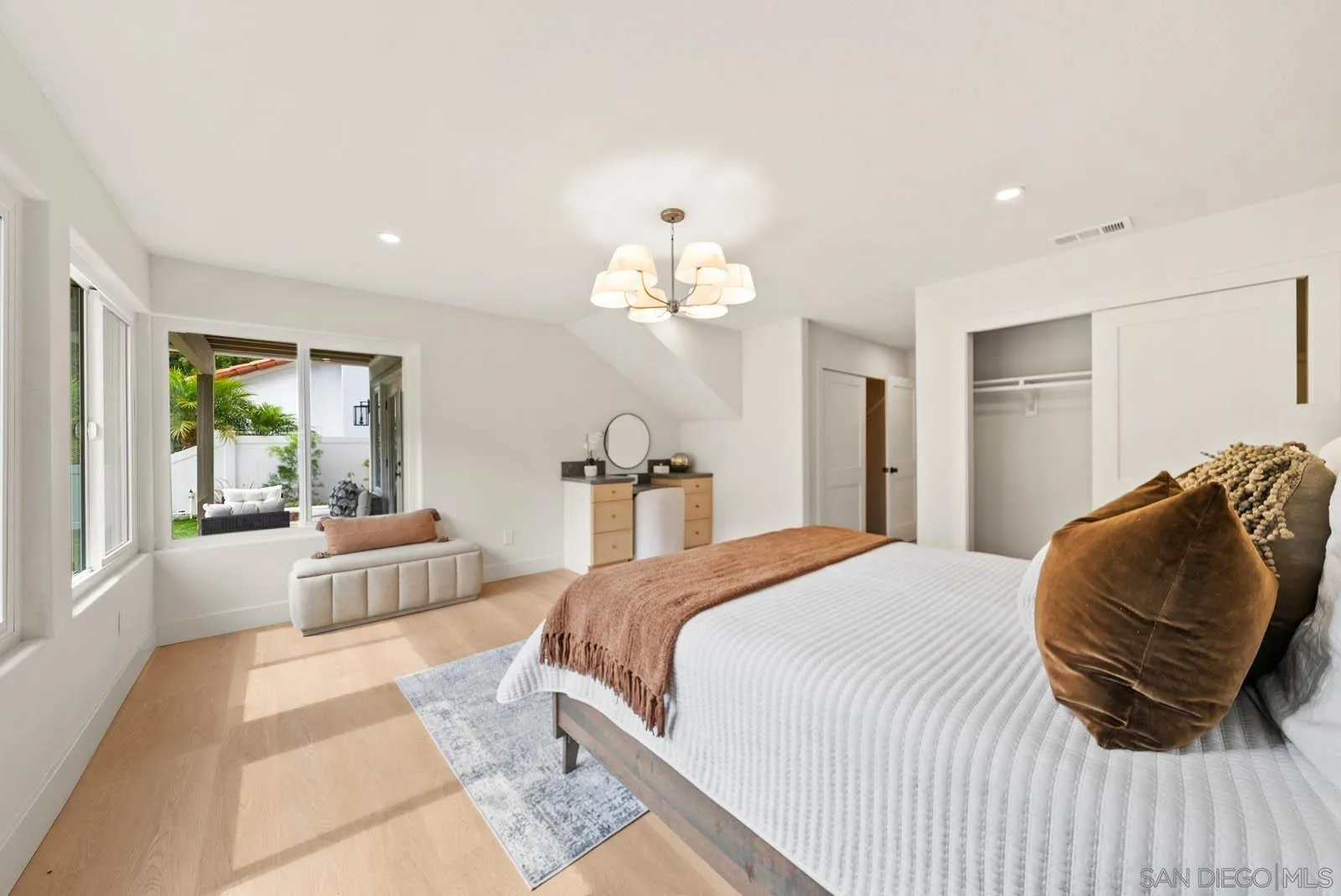 https://cdn.realtyfeed.com/cdn/127/250040747/b1c731e00327b5b57e1c1acdf1b446cc.webp