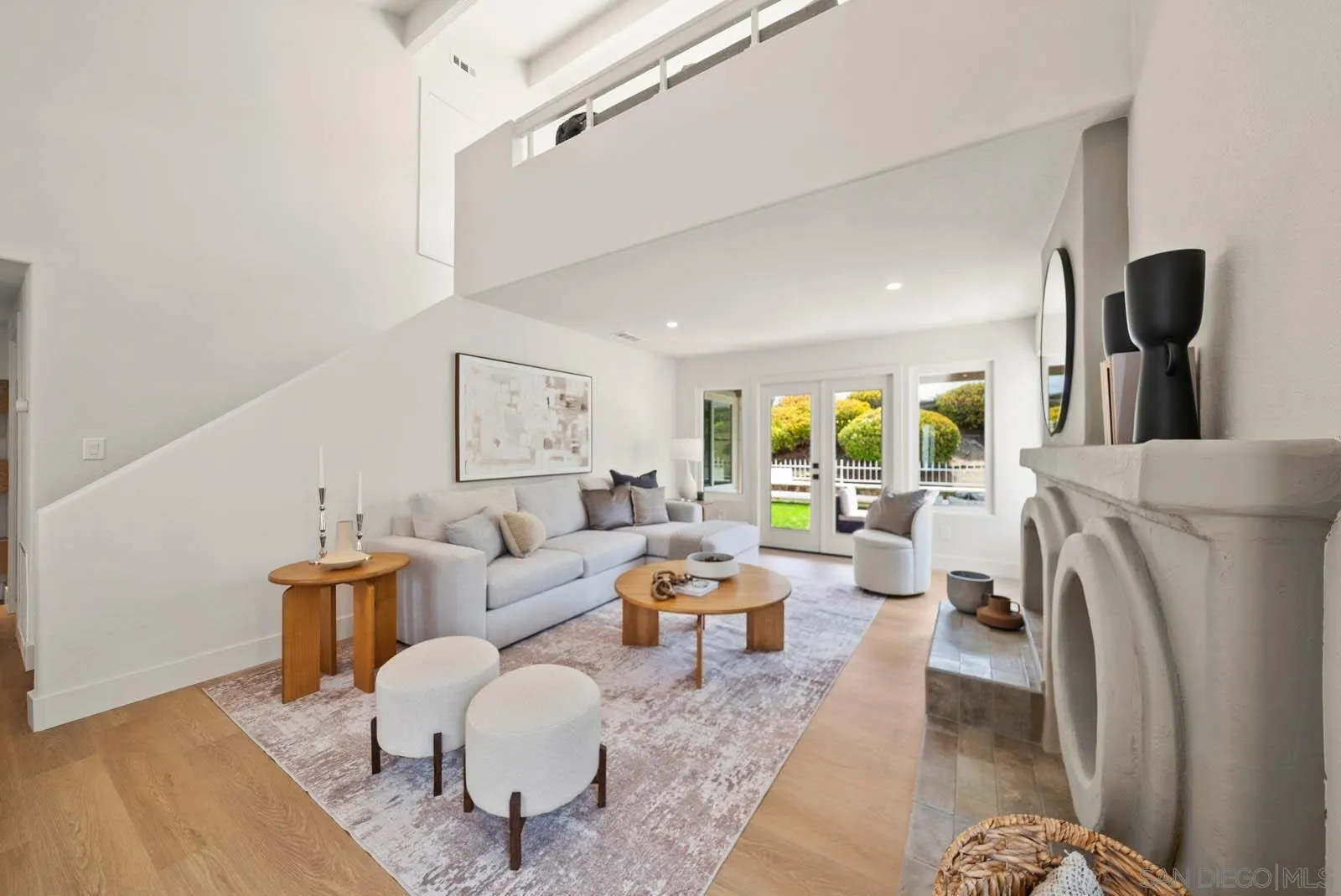 https://cdn.realtyfeed.com/cdn/127/250040747/b51173d0ac9dbe9499c7b477610f402a.webp