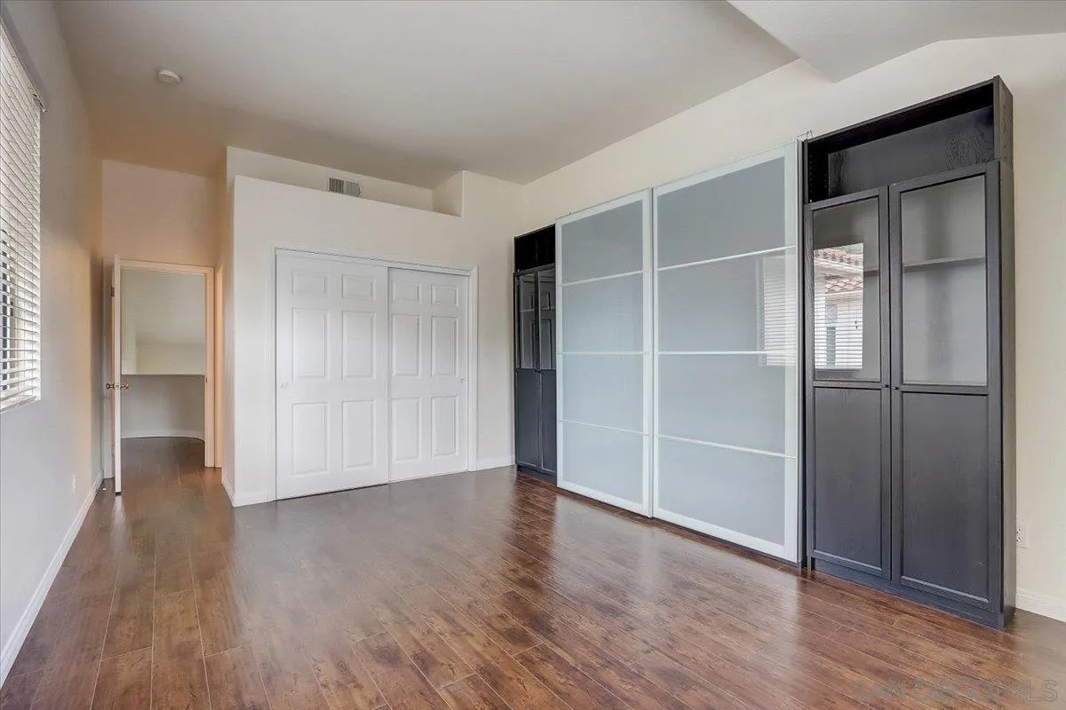 https://cdn.realtyfeed.com/cdn/127/250040749/1811b6b3b2fa34e262da09fd7bf64f32.webp