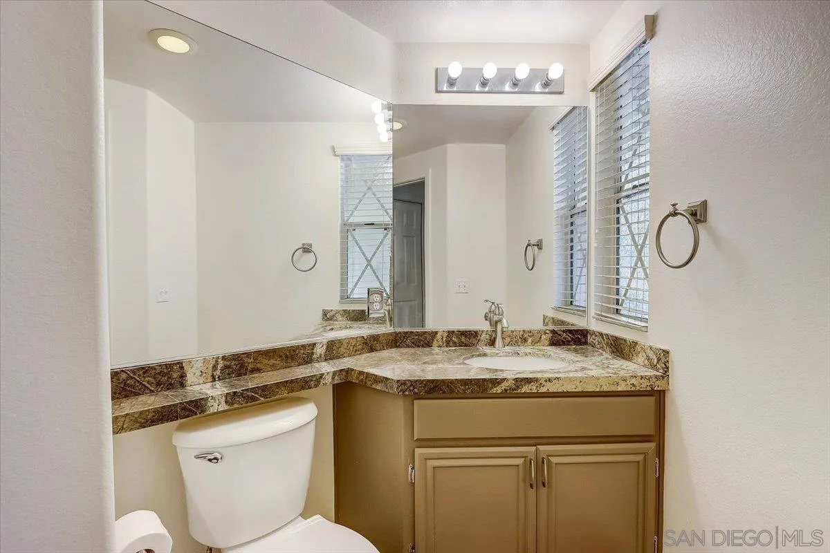 https://cdn.realtyfeed.com/cdn/127/250040749/8158b37d6b5c5b1e1f8f2ad304efe1cf.webp