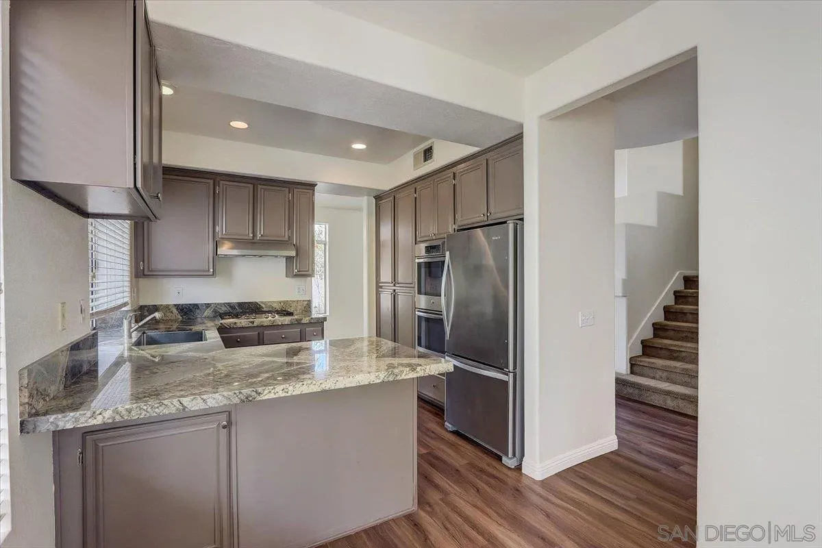 https://cdn.realtyfeed.com/cdn/127/250040749/fba9de0d65fca371b8767817dbd8ce37.webp