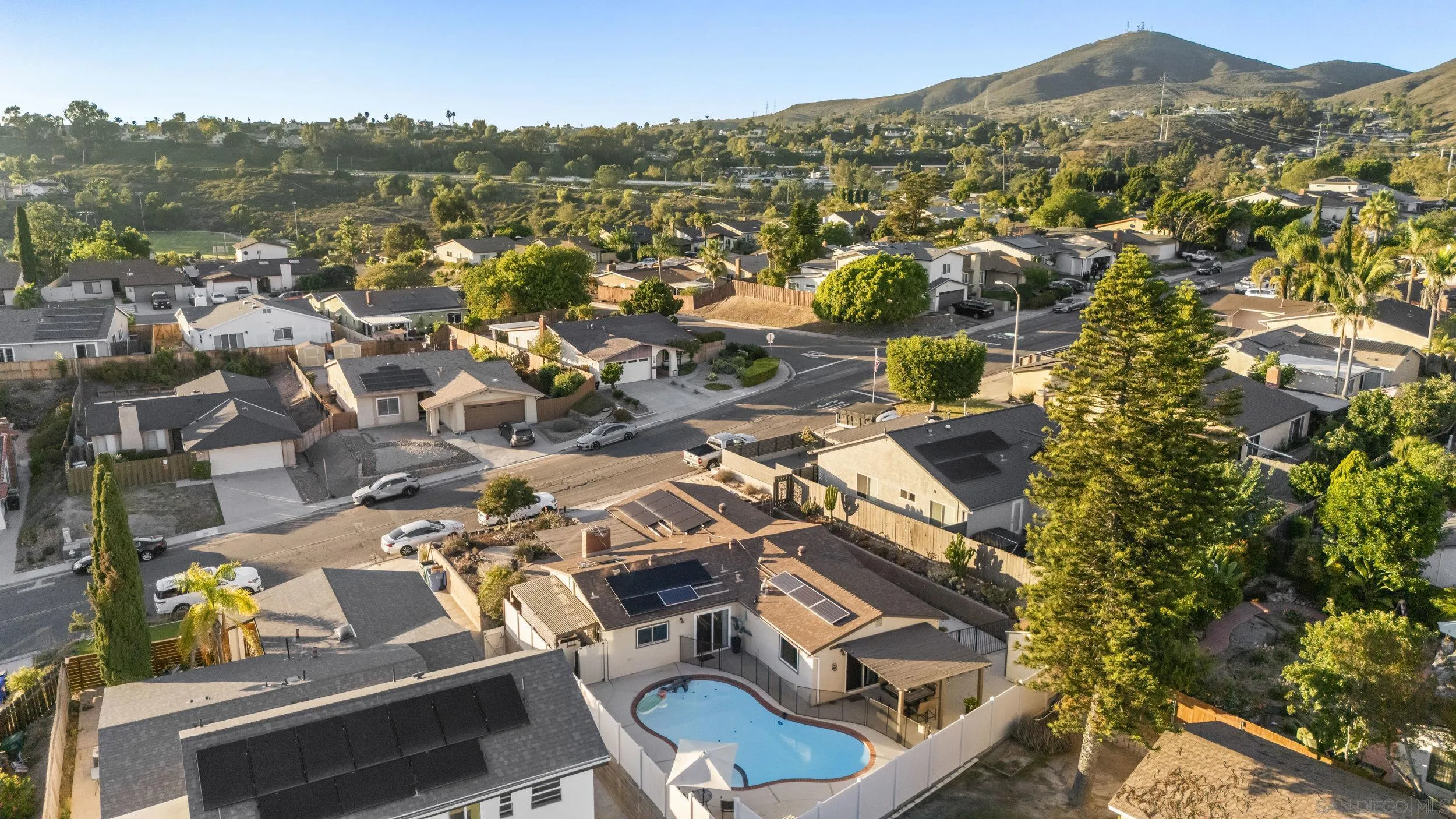 https://cdn.realtyfeed.com/cdn/127/250040750/5c1e27c8fa02e85f13b7478baf26d136.webp