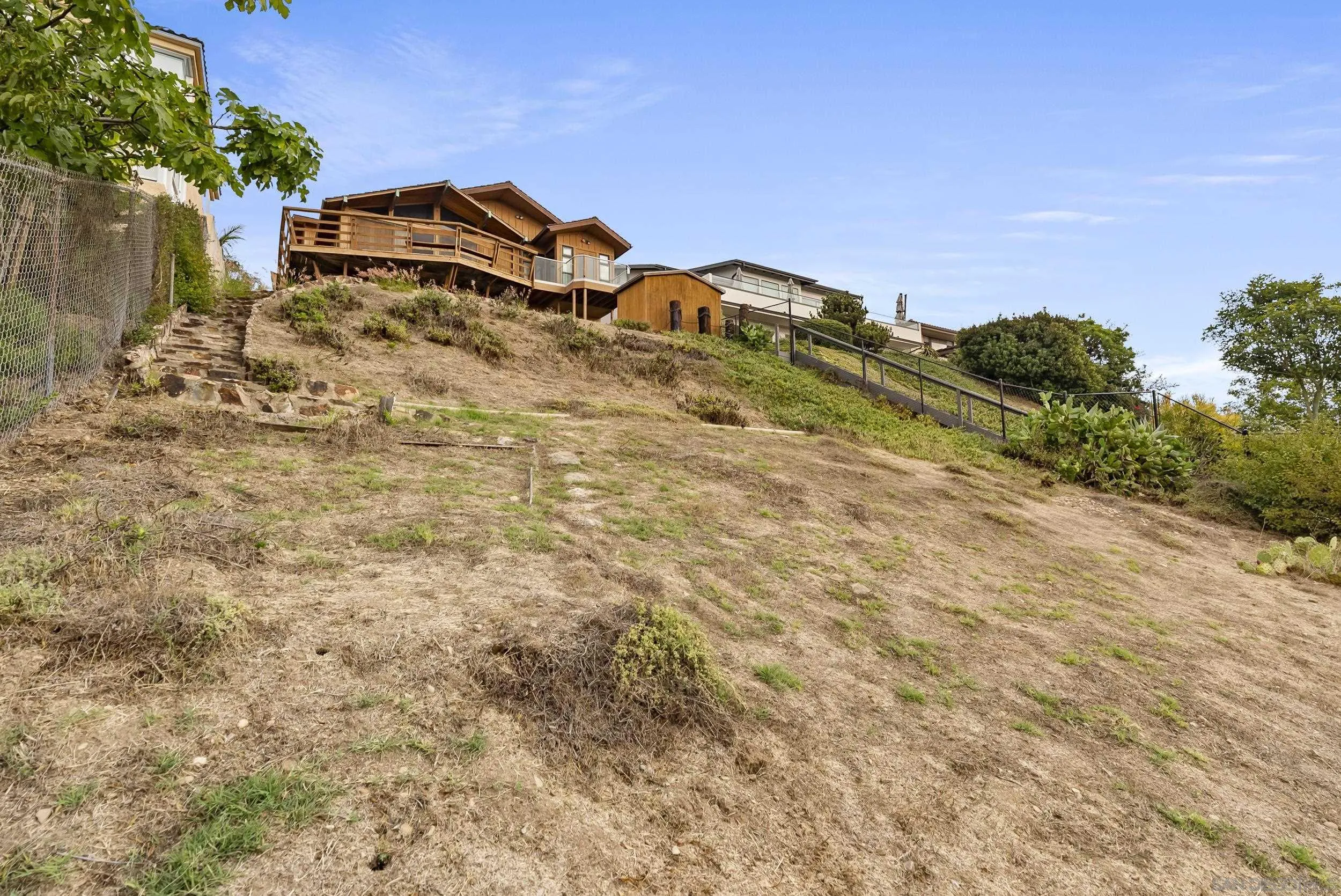 https://cdn.realtyfeed.com/cdn/127/250040756/7facaaf8a89b3f3ee6a2d9f8425073ff.webp