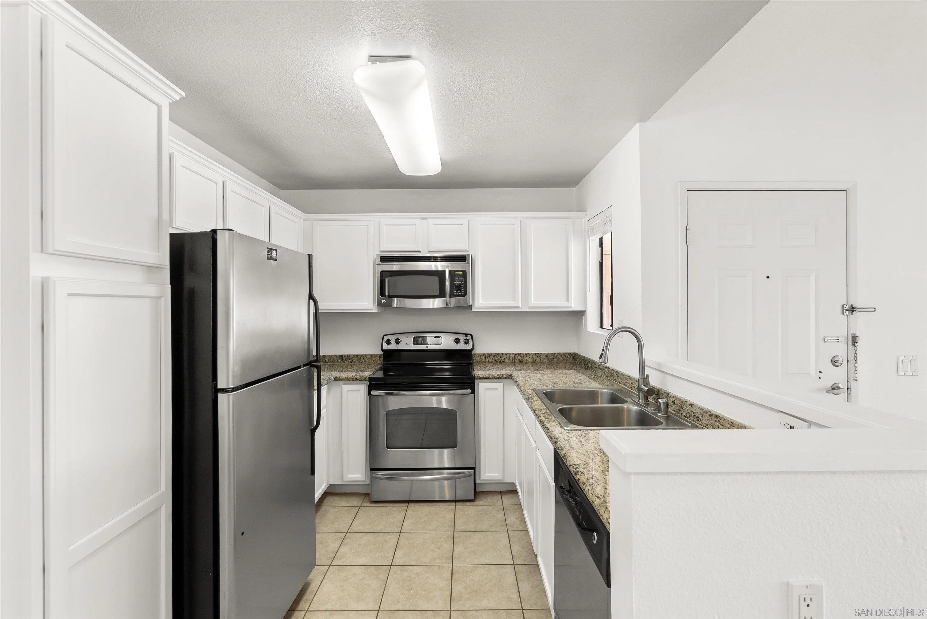 Photo #5: 250040760 Listing 
