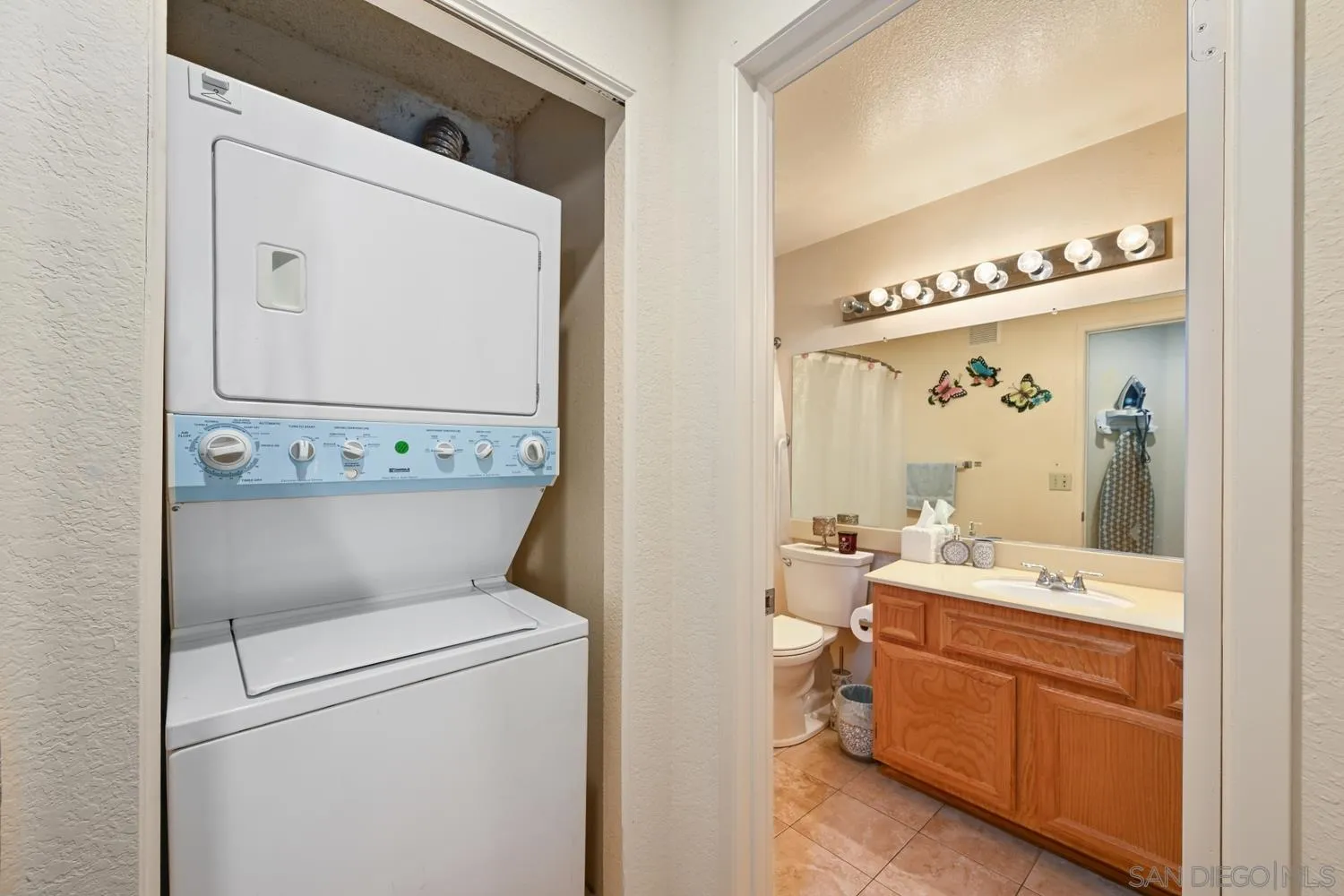https://cdn.realtyfeed.com/cdn/127/250040761/2ee9e296d70e71631a80ab5b67aaa7fb.webp