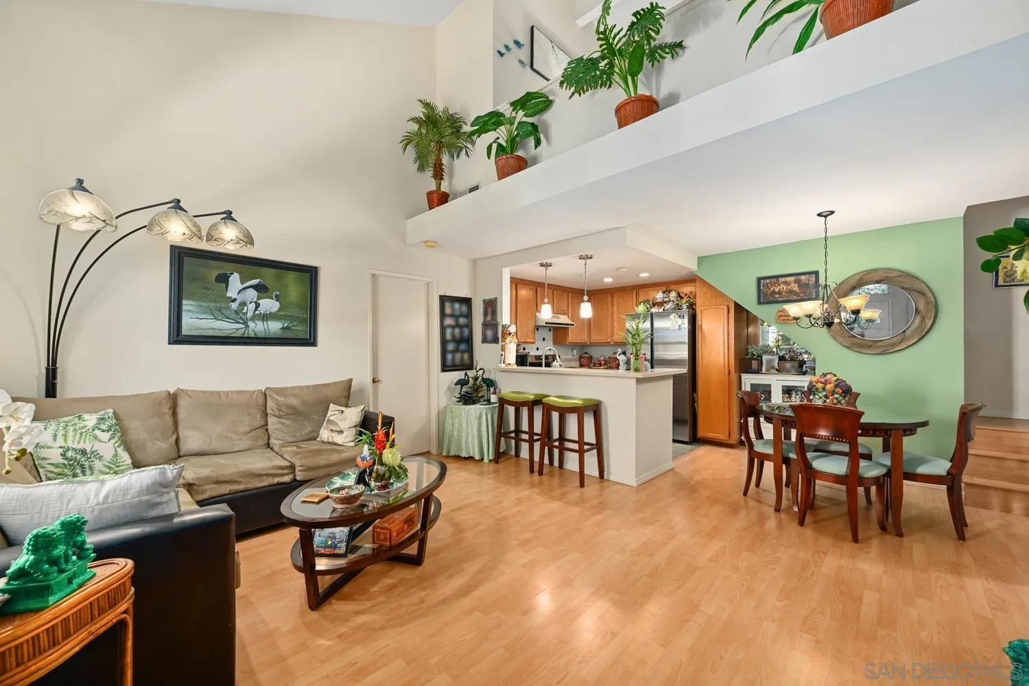 Photo #3: 250040761 Listing 