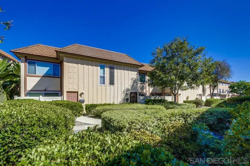 https://cdn.realtyfeed.com/cdn/127/250040770/cd69f846ff75085e4d16dc08ab6ebdf7.webp
