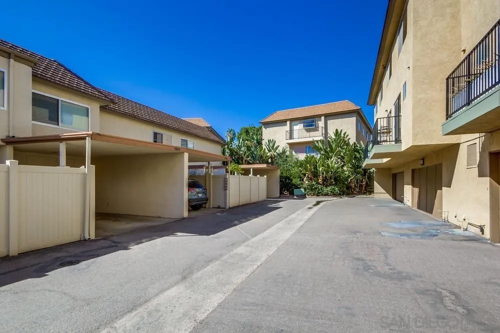 https://cdn.realtyfeed.com/cdn/127/250040770/f533624f4ba4fa7c0c3989a518523704.webp