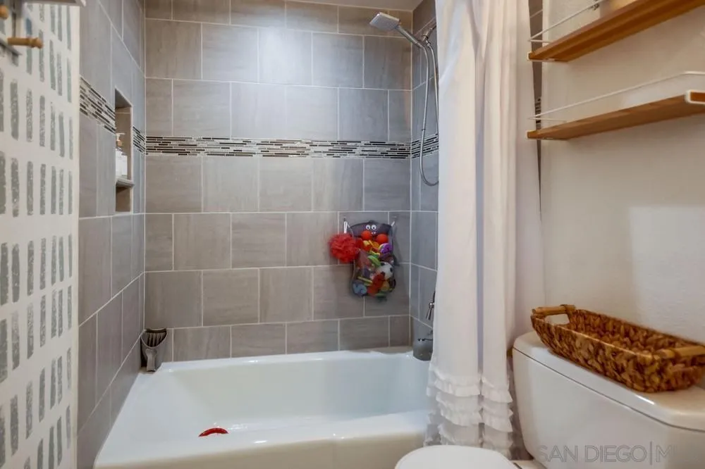 https://cdn.realtyfeed.com/cdn/127/250040770/ff5439ea717e338c068c9277e694c38c.webp