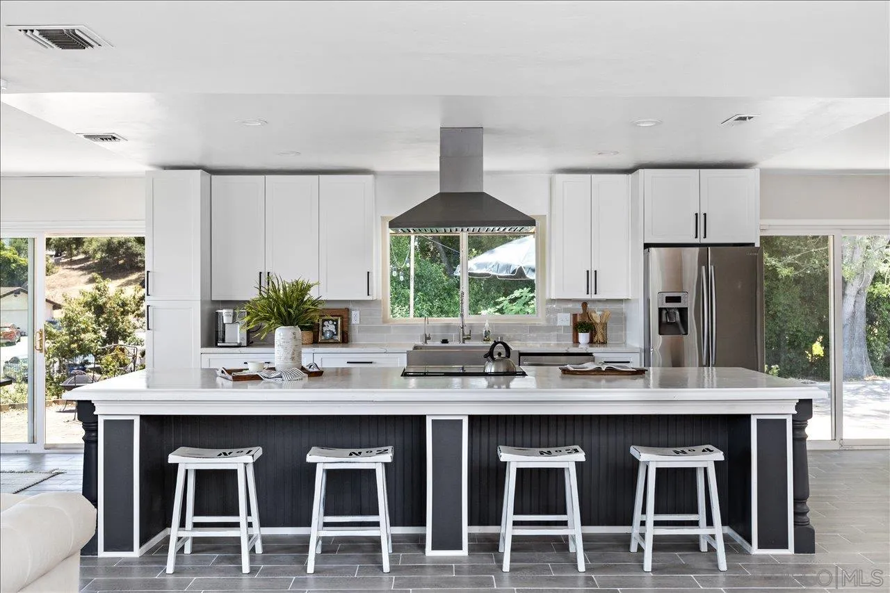 https://cdn.realtyfeed.com/cdn/127/250040773/1efacc20db8ff0346ad1a4cb84061dd7.webp