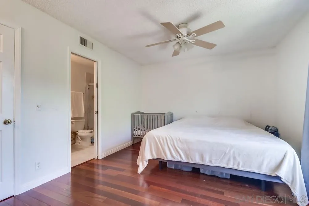 https://cdn.realtyfeed.com/cdn/127/250040778/3257462357482e50b87e4a521d7586d0.webp