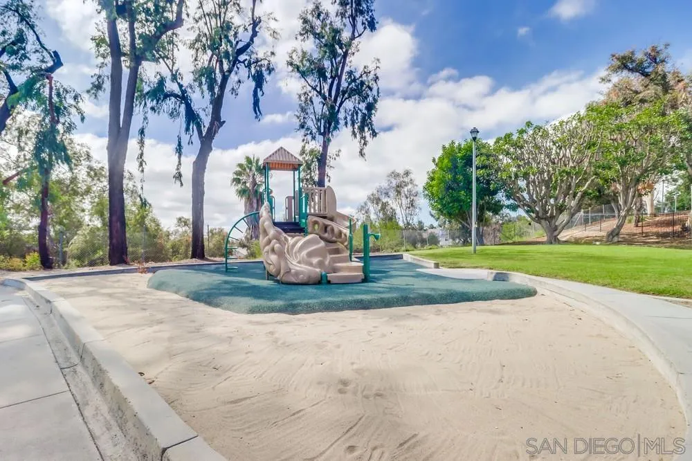 https://cdn.realtyfeed.com/cdn/127/250040778/4bdd8118e0c2dbf031d1b6c9b9d89d0f.webp