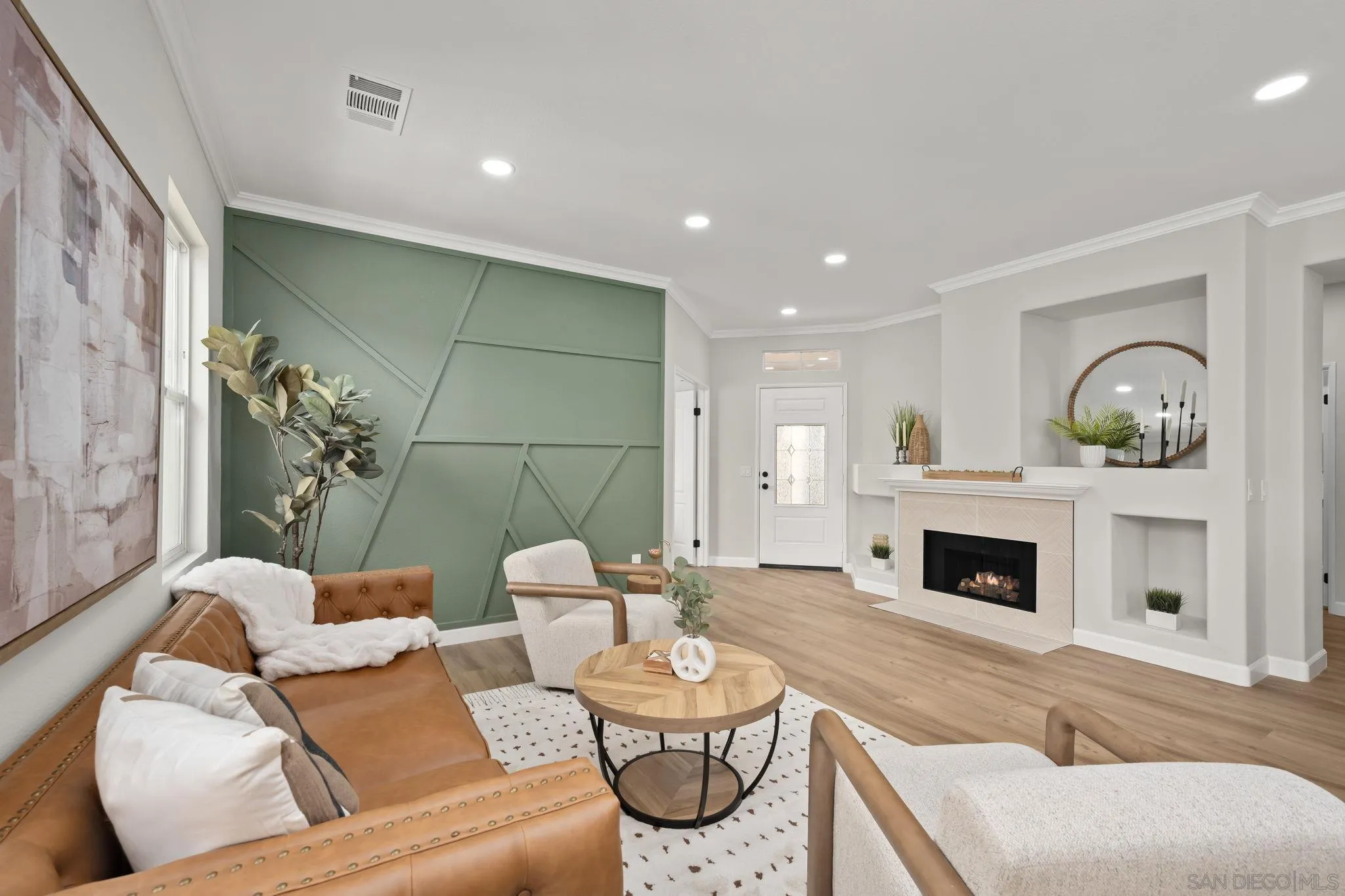 Photo #3: 250040781 Listing 