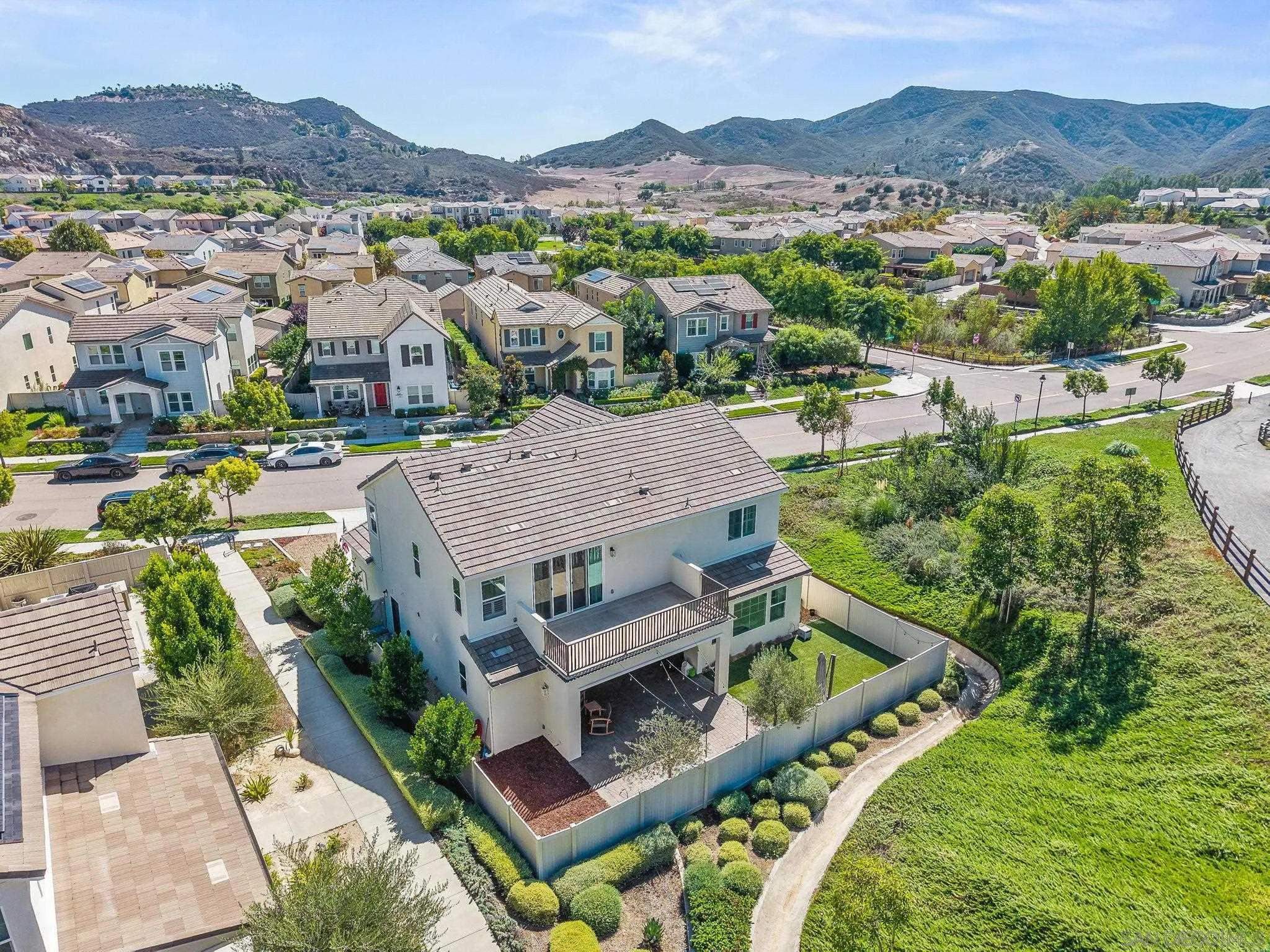 https://cdn.realtyfeed.com/cdn/127/250040785/6fa382e4a4fcfd7725136ddabe432894.webp
