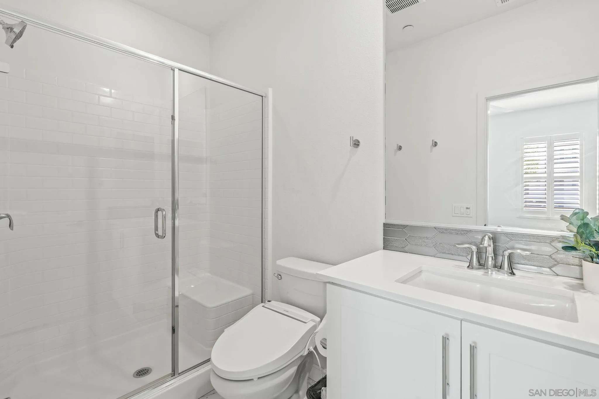 https://cdn.realtyfeed.com/cdn/127/250040785/a30fd8ff41cd3df16e8ccea00eb60864.webp