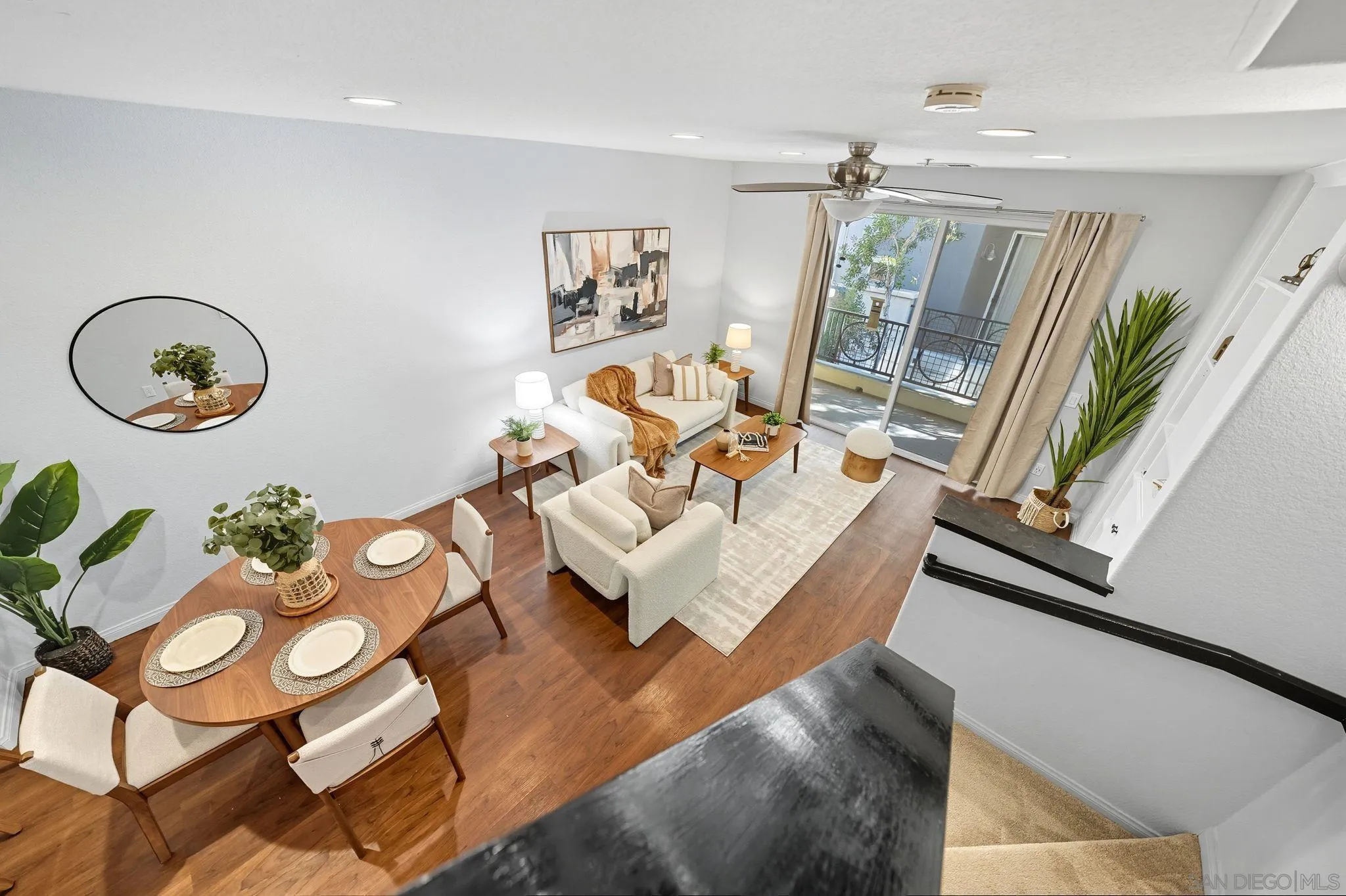 https://cdn.realtyfeed.com/cdn/127/250040789/ee6813675201380c7890f3a99b19144e.webp