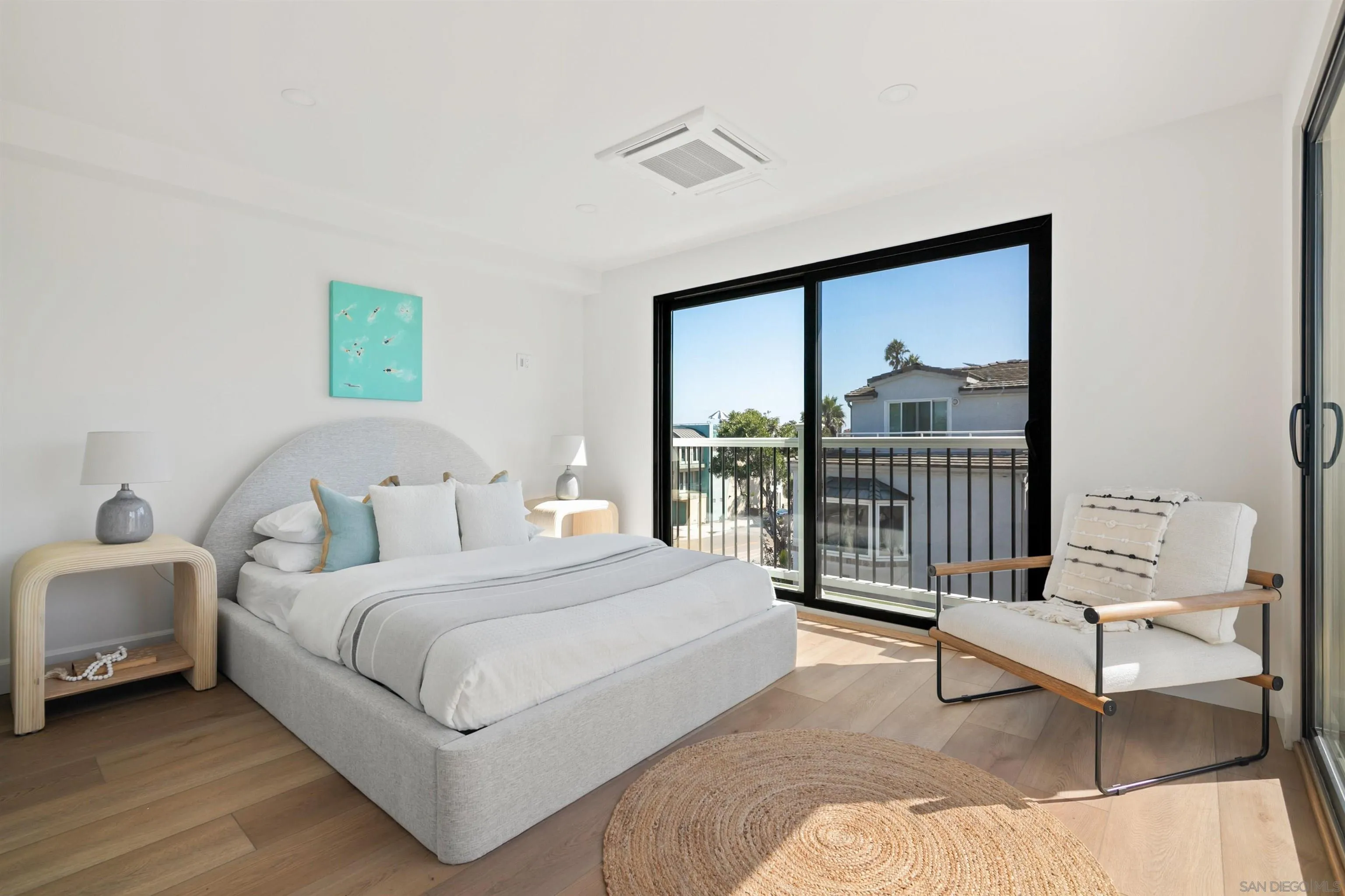 https://cdn.realtyfeed.com/cdn/127/250040790/f9aea163b73e279c10b298553abaf6e3.webp