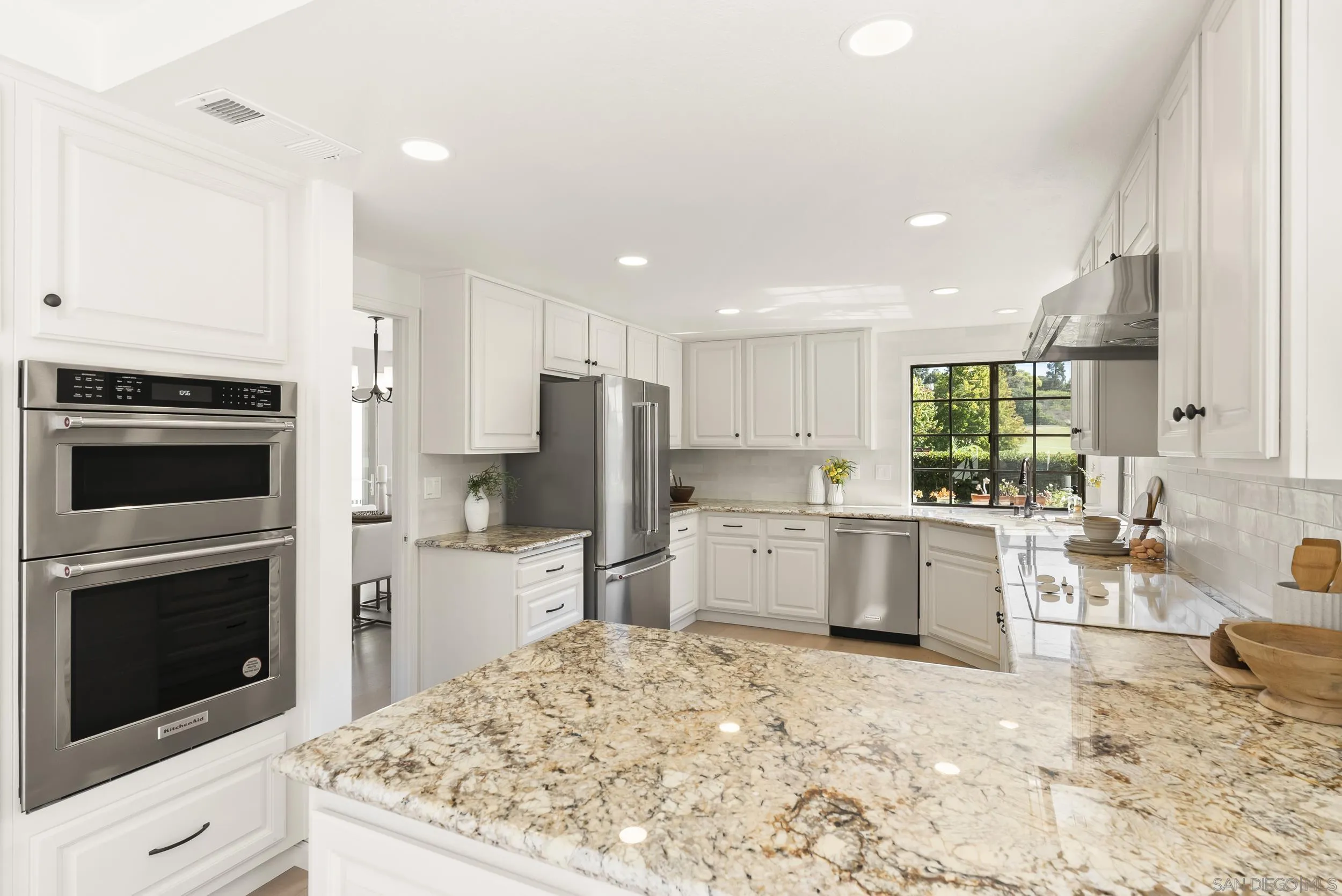 https://cdn.realtyfeed.com/cdn/127/250040792/157527238d1fa4806ac2be8d75266b9c.webp