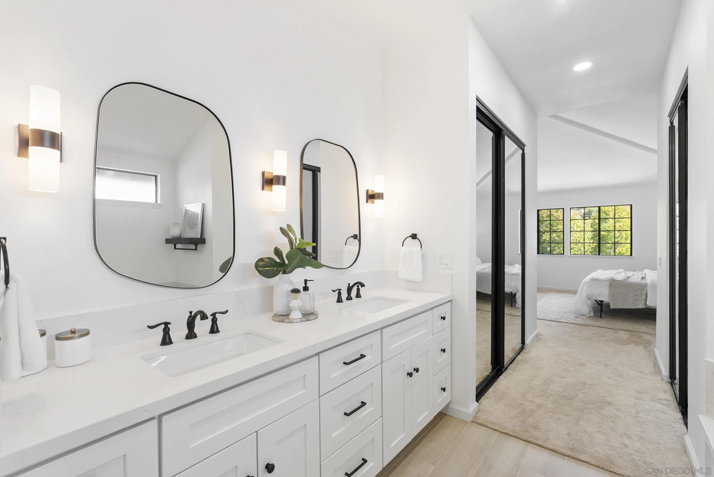 https://cdn.realtyfeed.com/cdn/127/250040792/50fb9dc9c4af27e45f24eefa301dbeda.webp