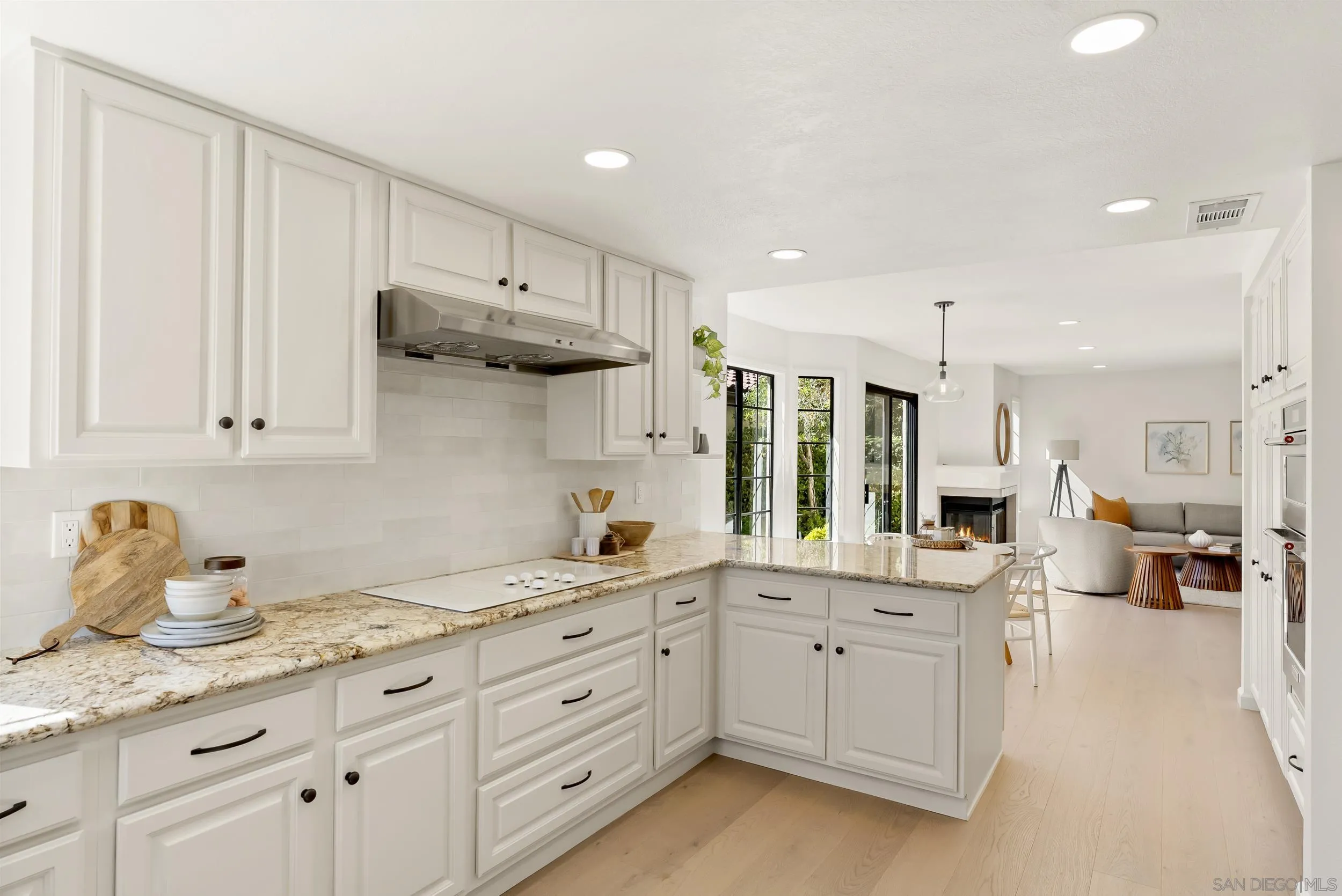 https://cdn.realtyfeed.com/cdn/127/250040792/7265e86717d61866a458fb665e4eb853.webp