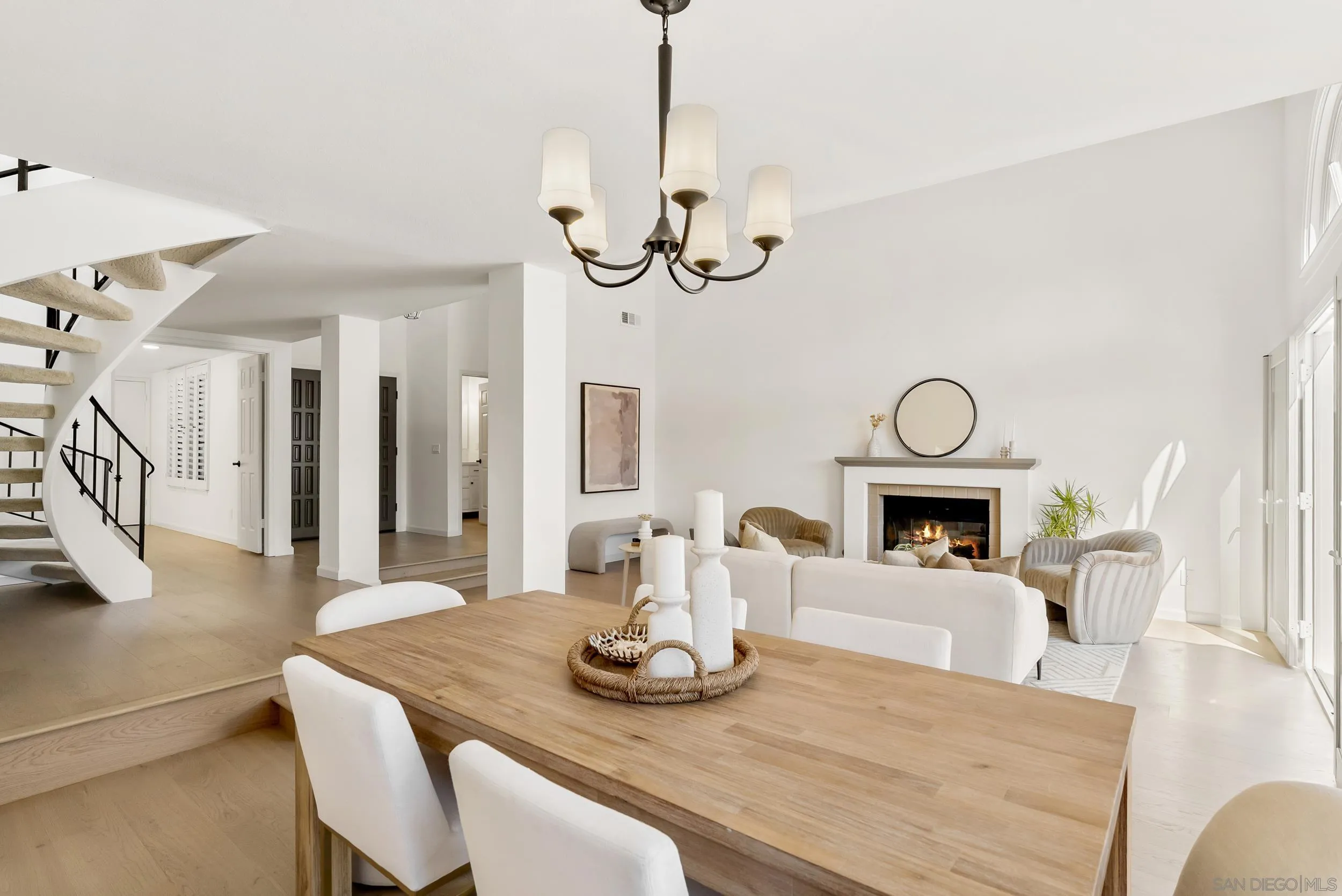 https://cdn.realtyfeed.com/cdn/127/250040792/ae019fbd3ca547260db1db0f9d6f638d.webp
